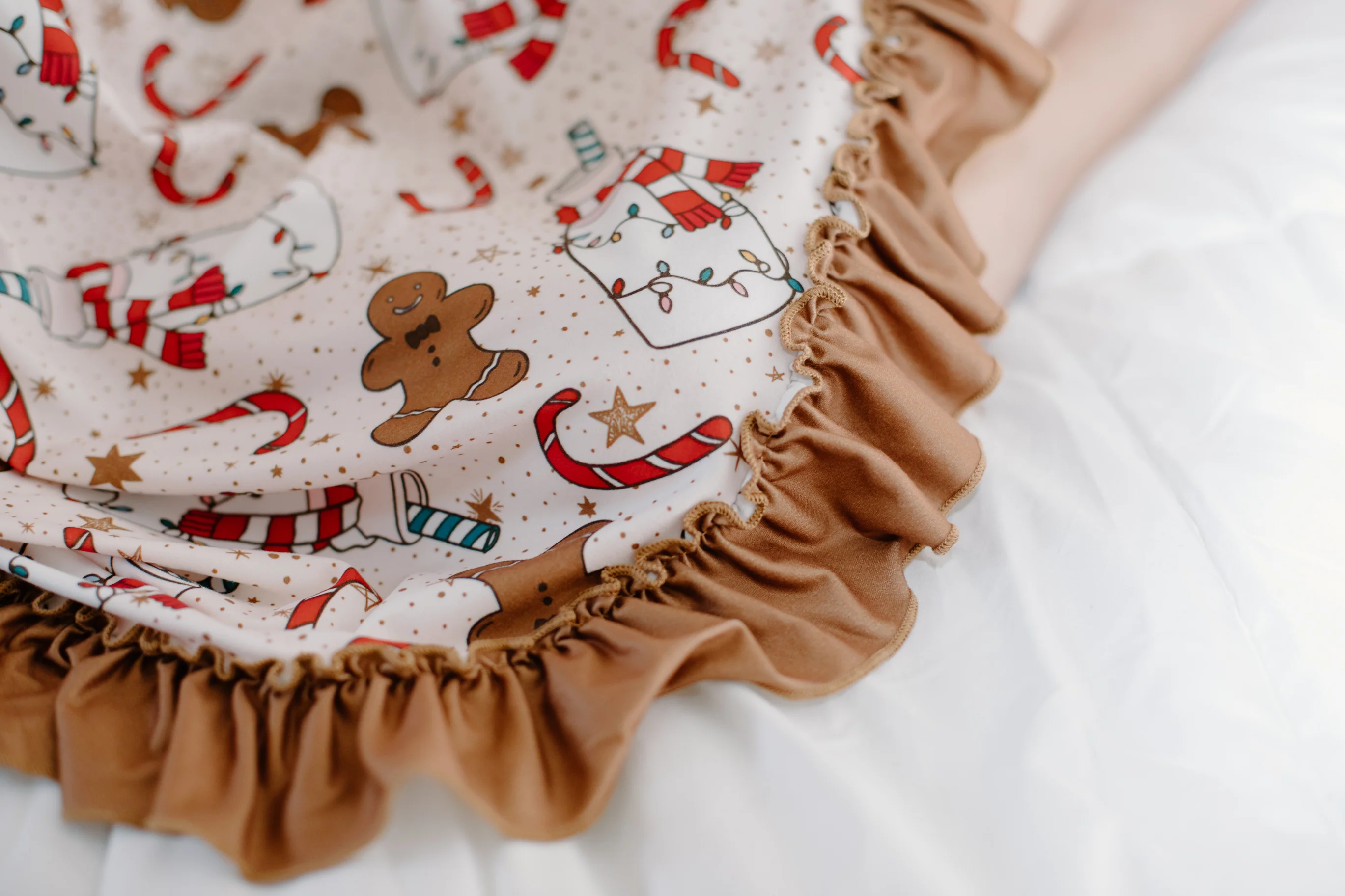 GINGERBREAD COOKIES & MILK LOUNGE GOWN