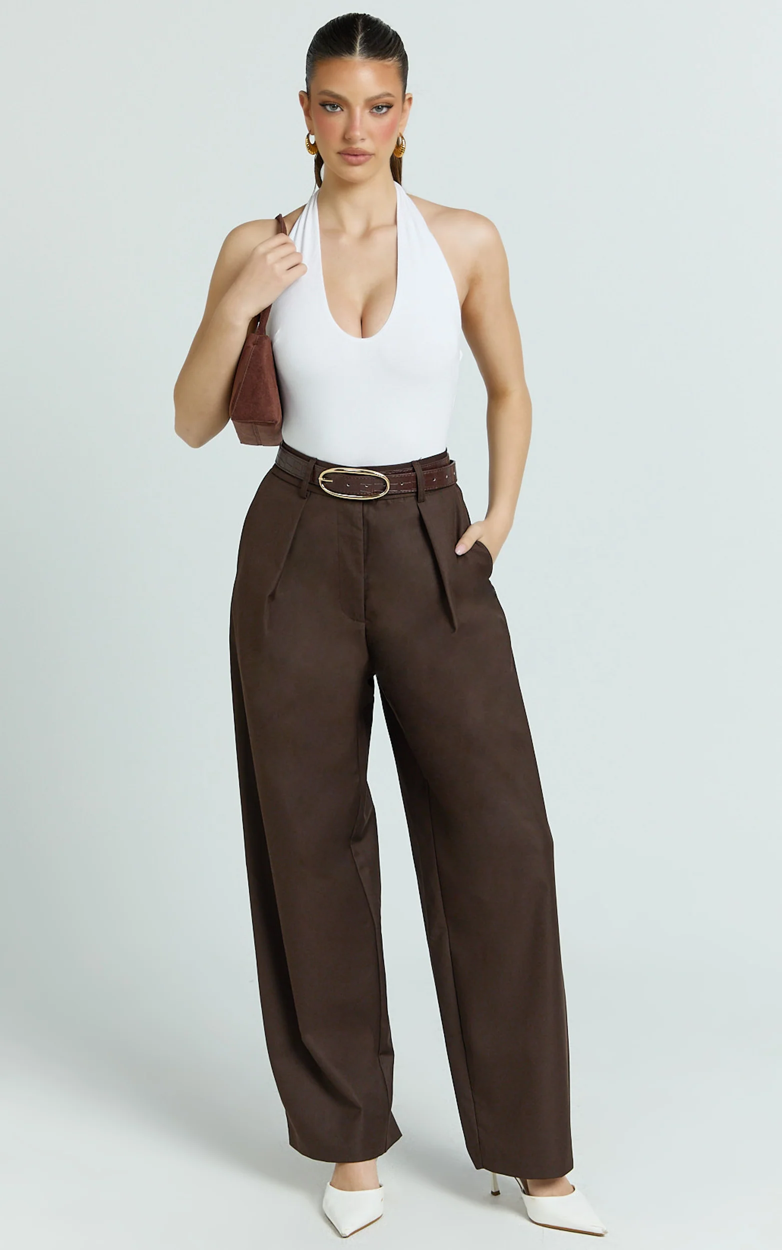 Dale Pants - Barrel Leg Back Patch Pocket Pants in Chocolate