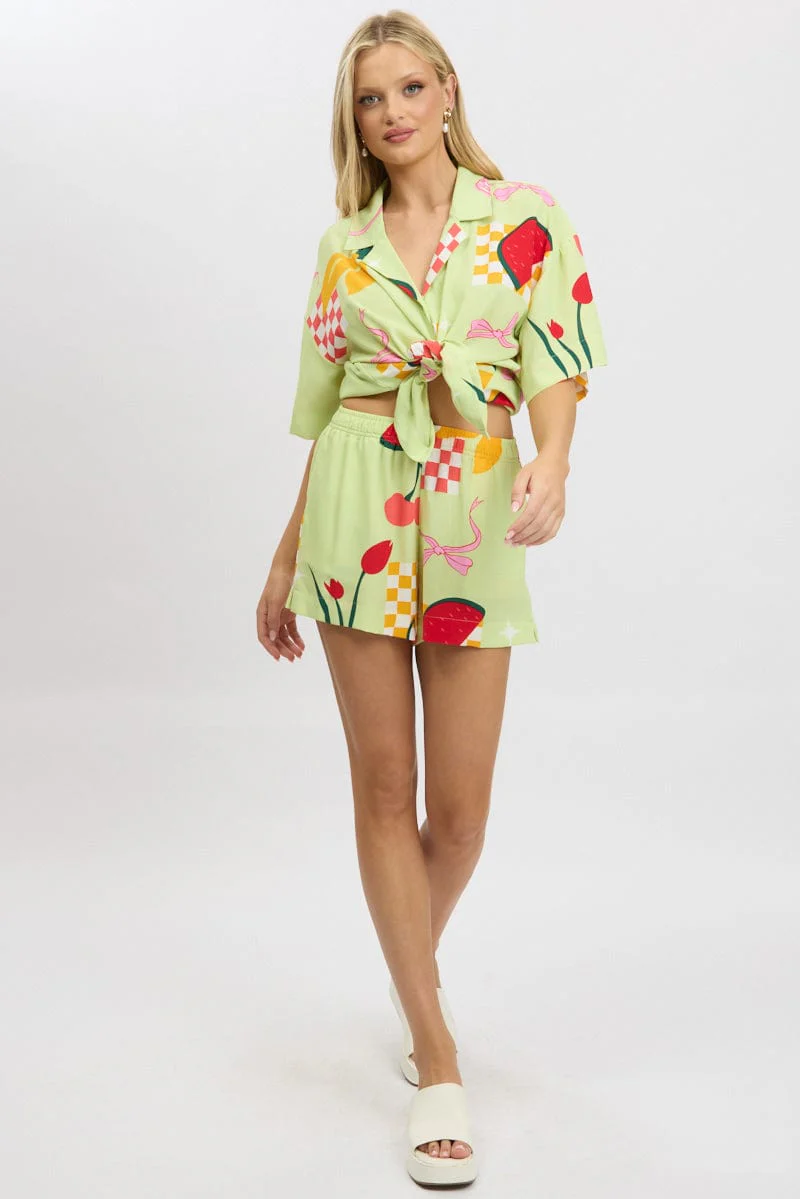 Green Abstract Relaxed Shorts High Rise