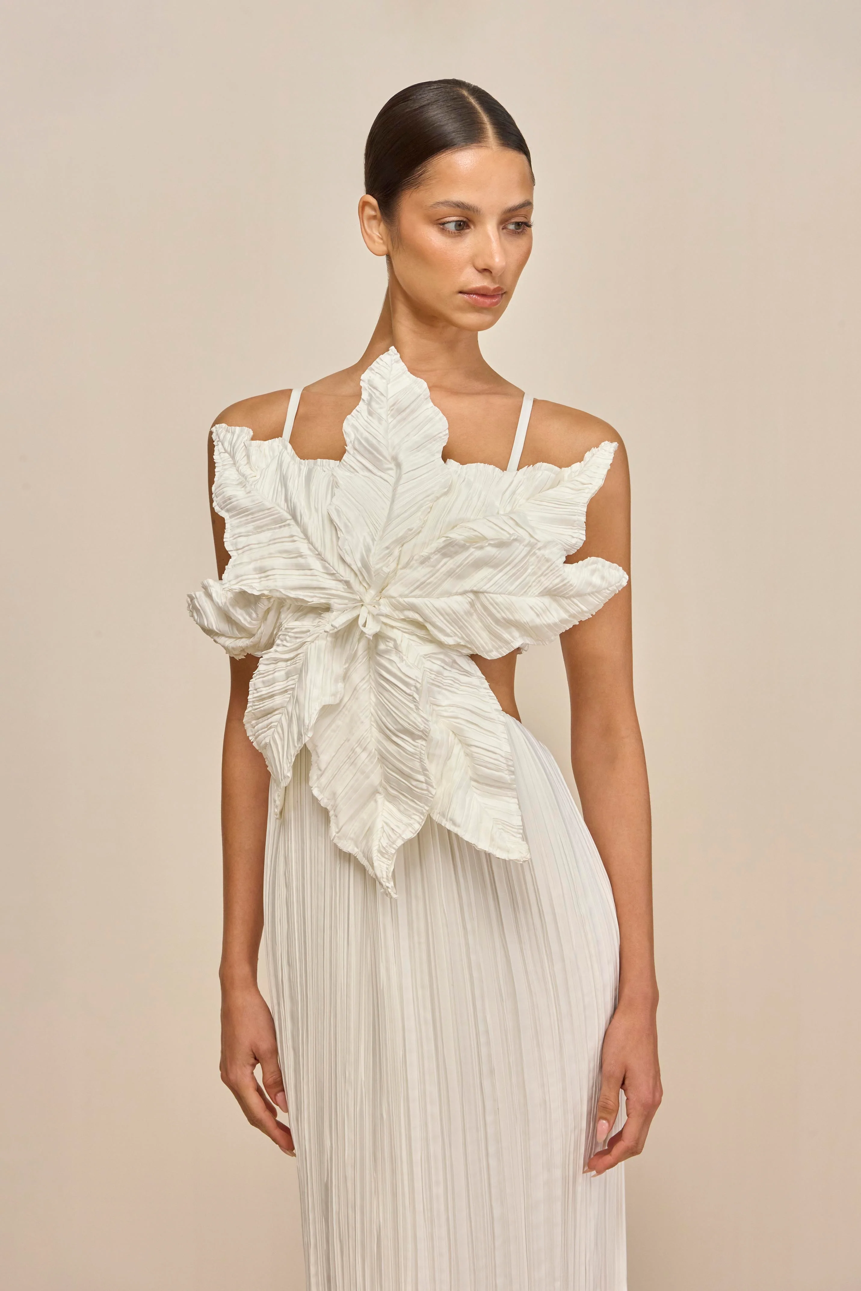 HESTRA GOWN - OFF WHITE