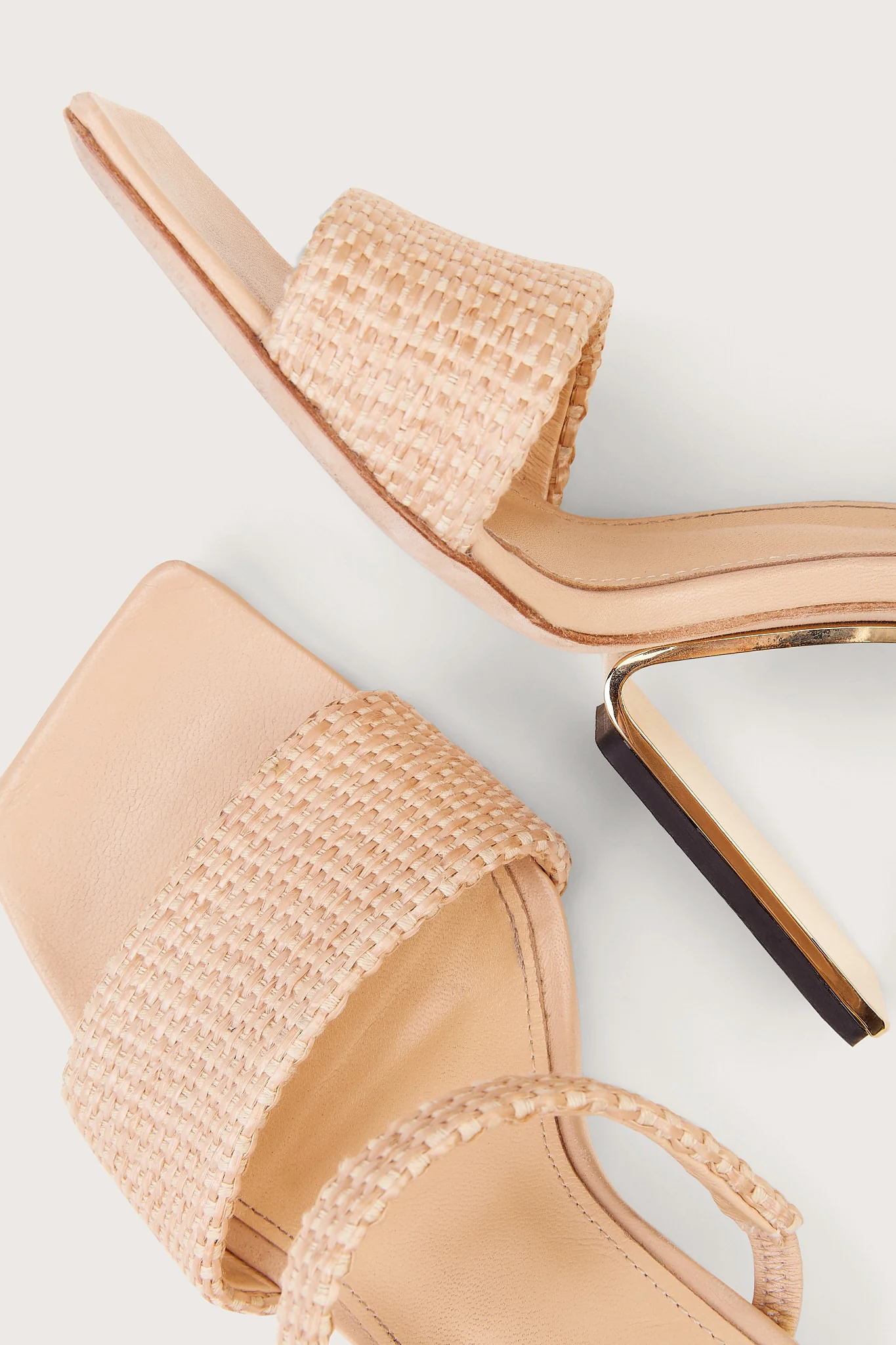 RENE SANDAL - NATURAL