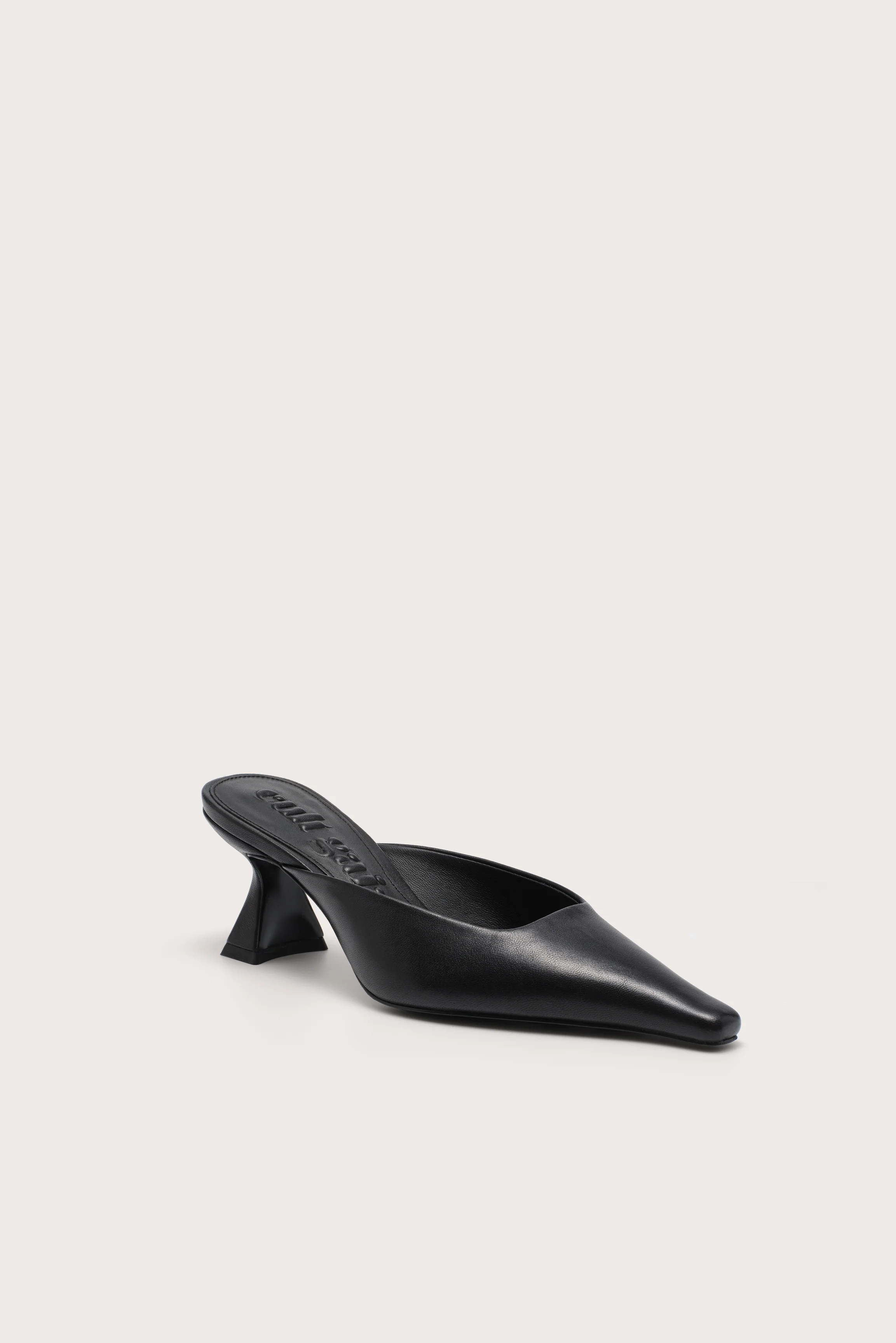 ASTER MULE - BLACK