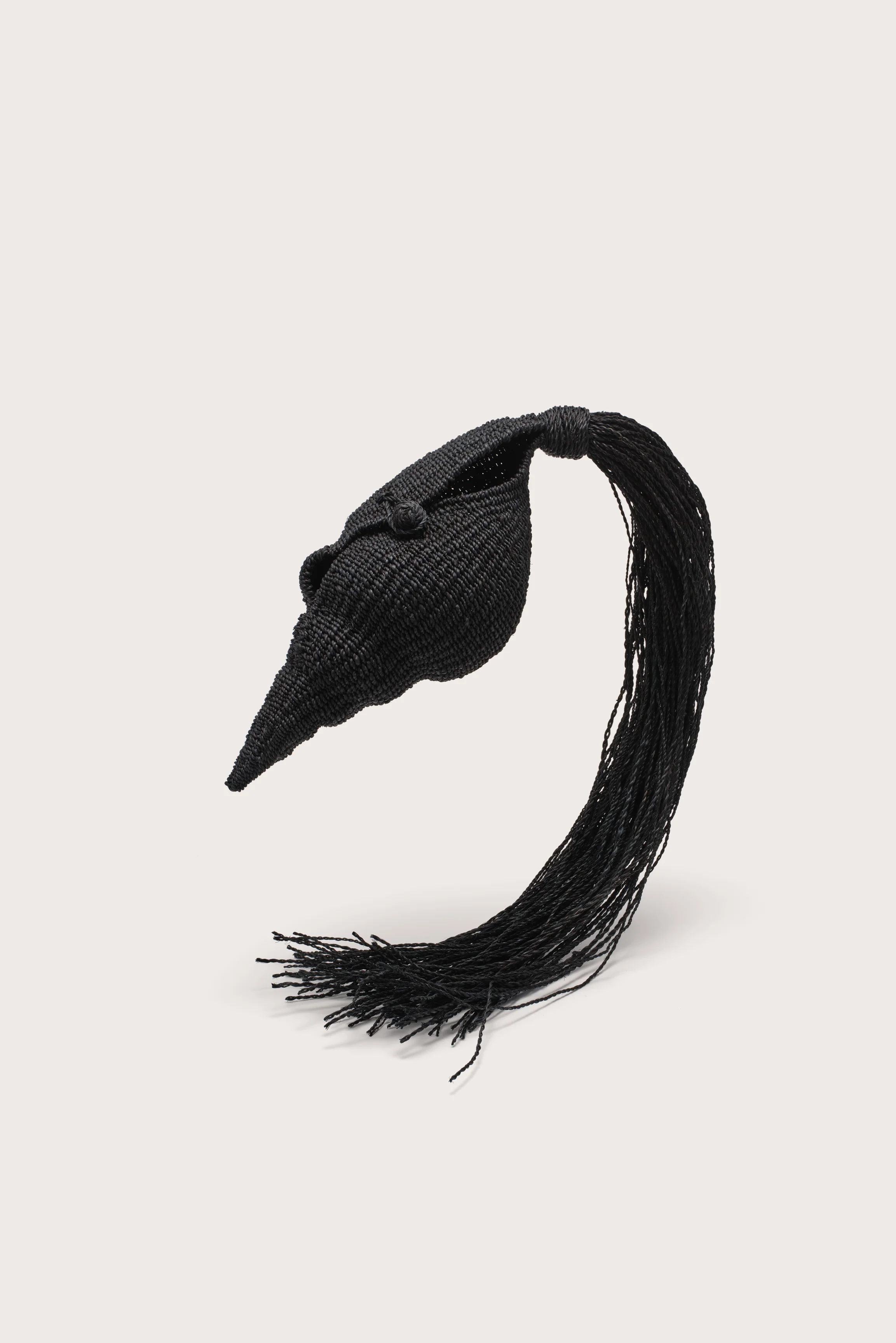 CAMILLA CLUTCH - BLACK