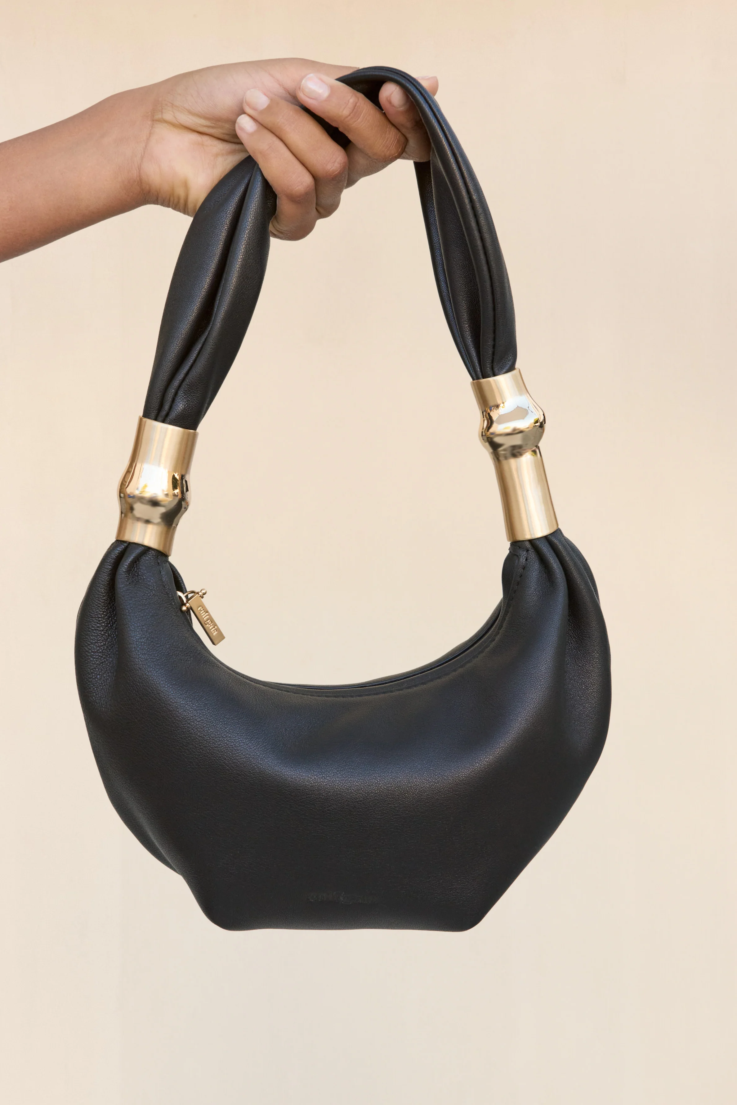 MEALEA SHOULDER BAG - BLACK