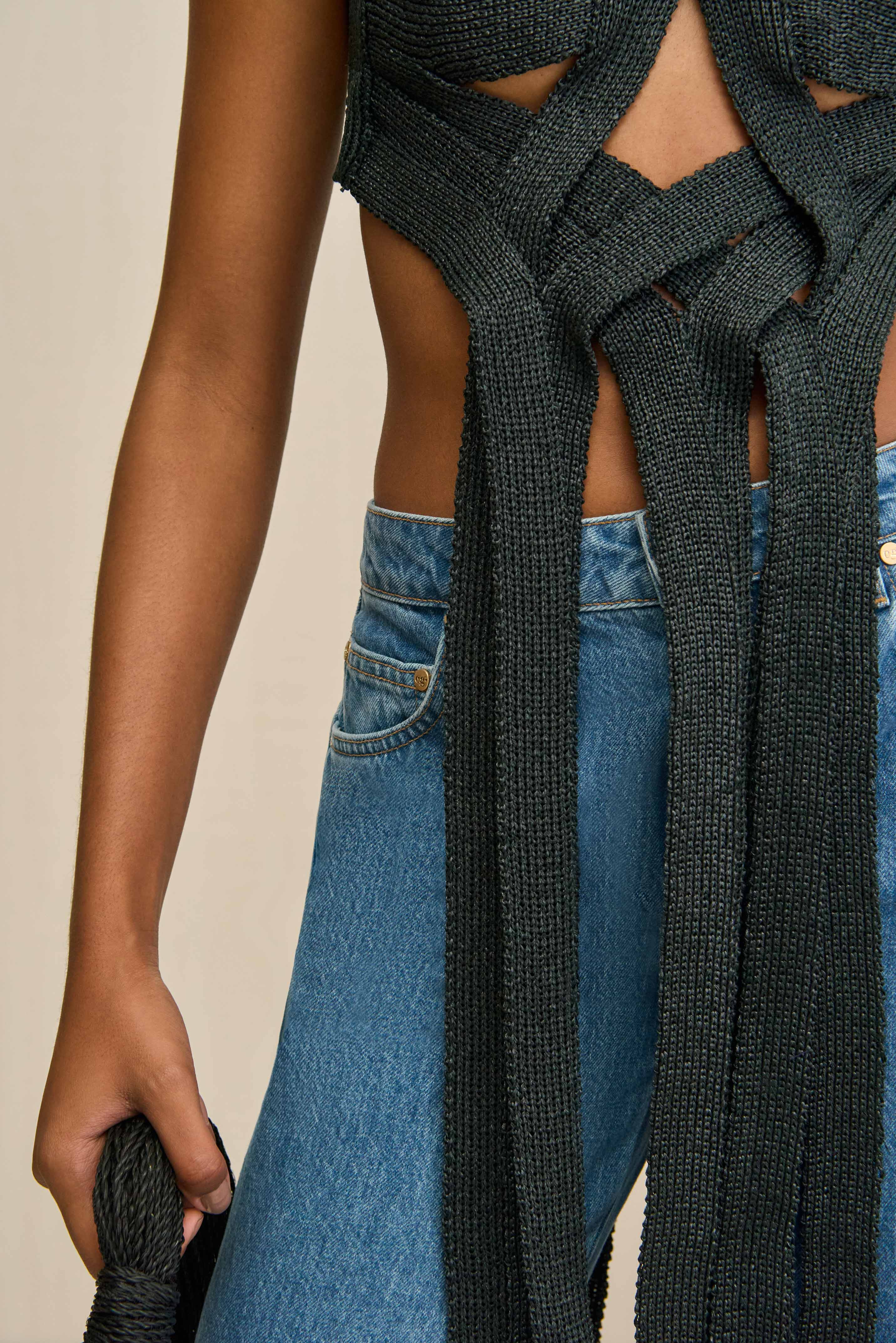 RIHANNA KNIT TOP - BLACK