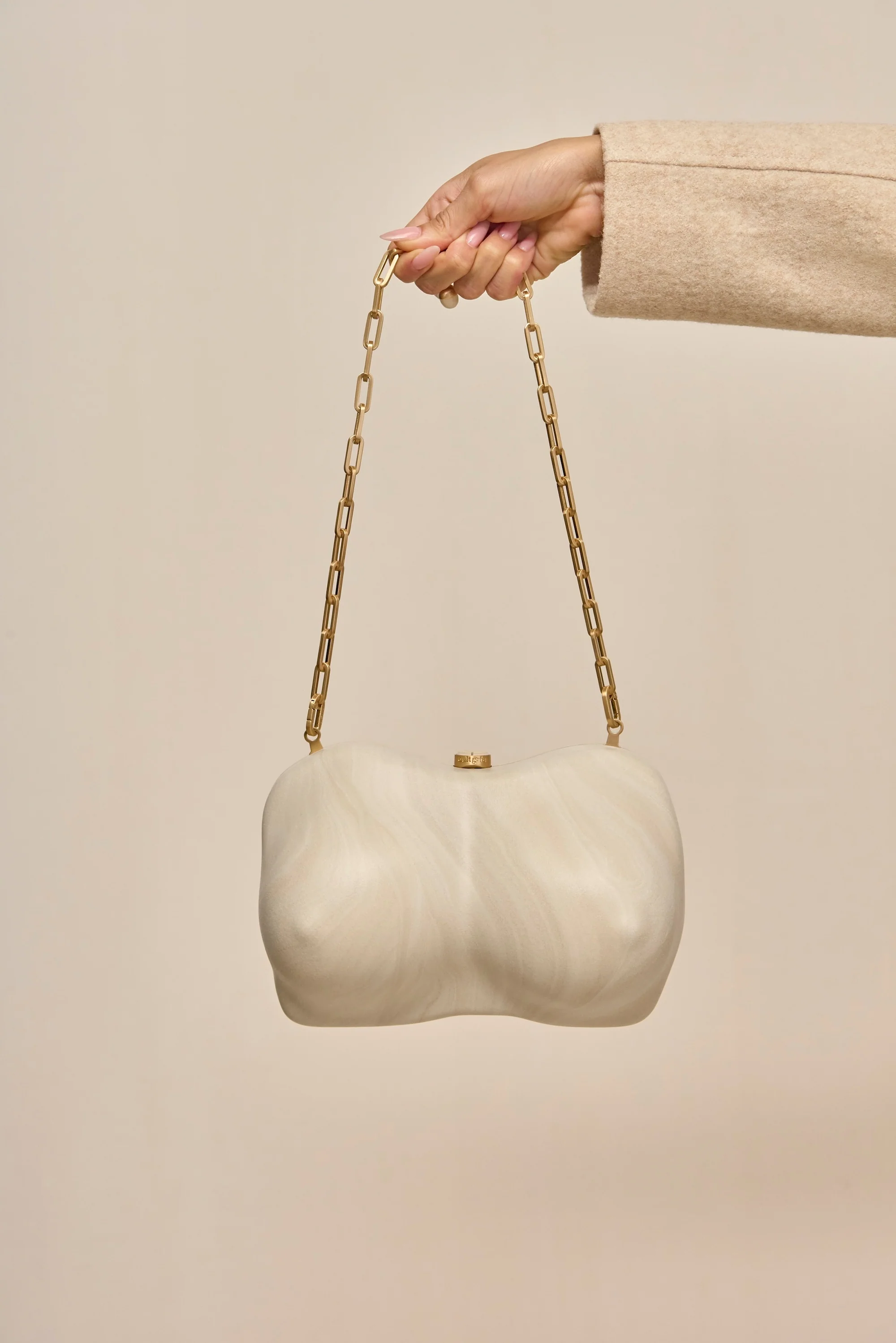 REINA CLUTCH - TRAVERTINE