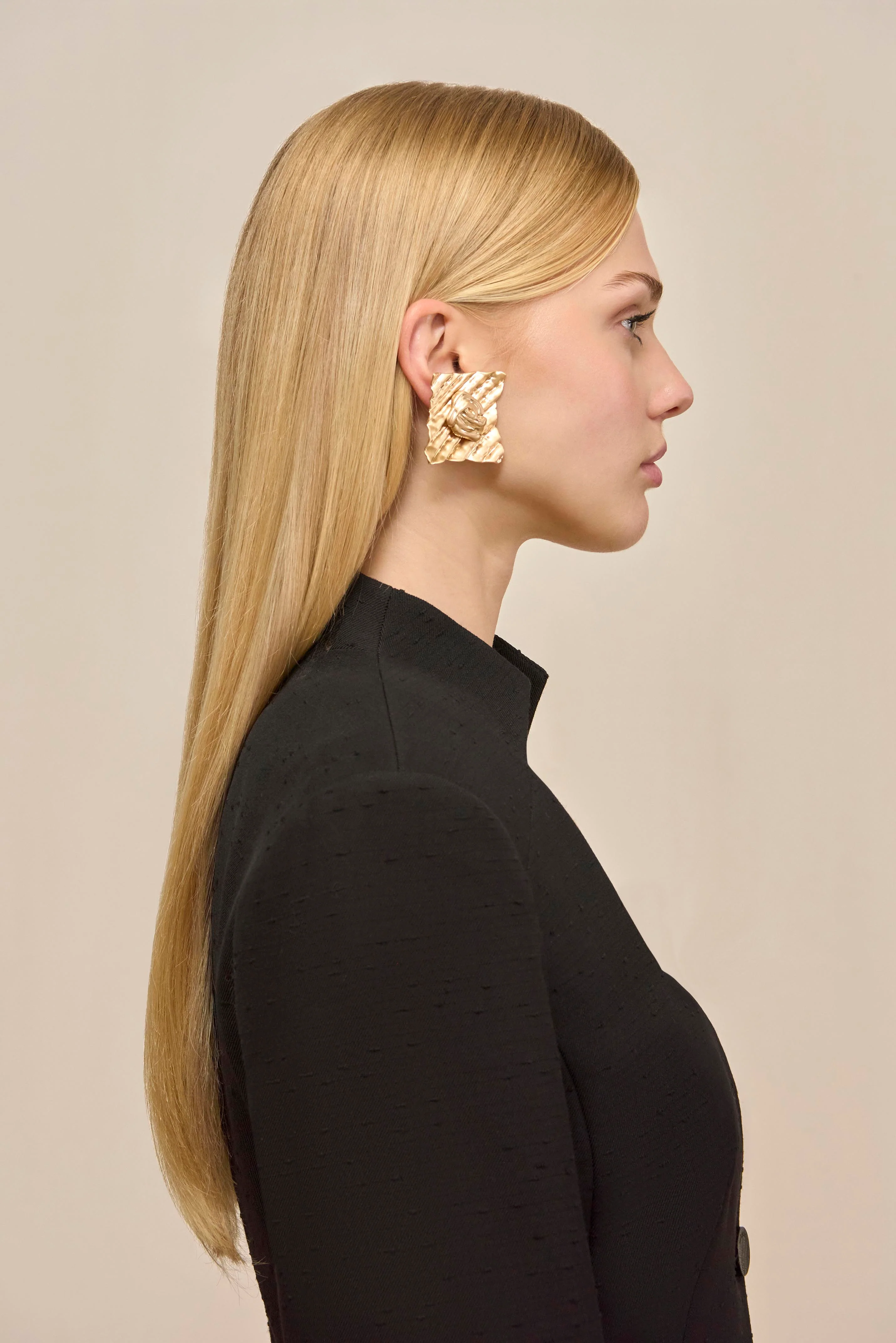 NAYDINE EARRING - BRUSHED BRASS