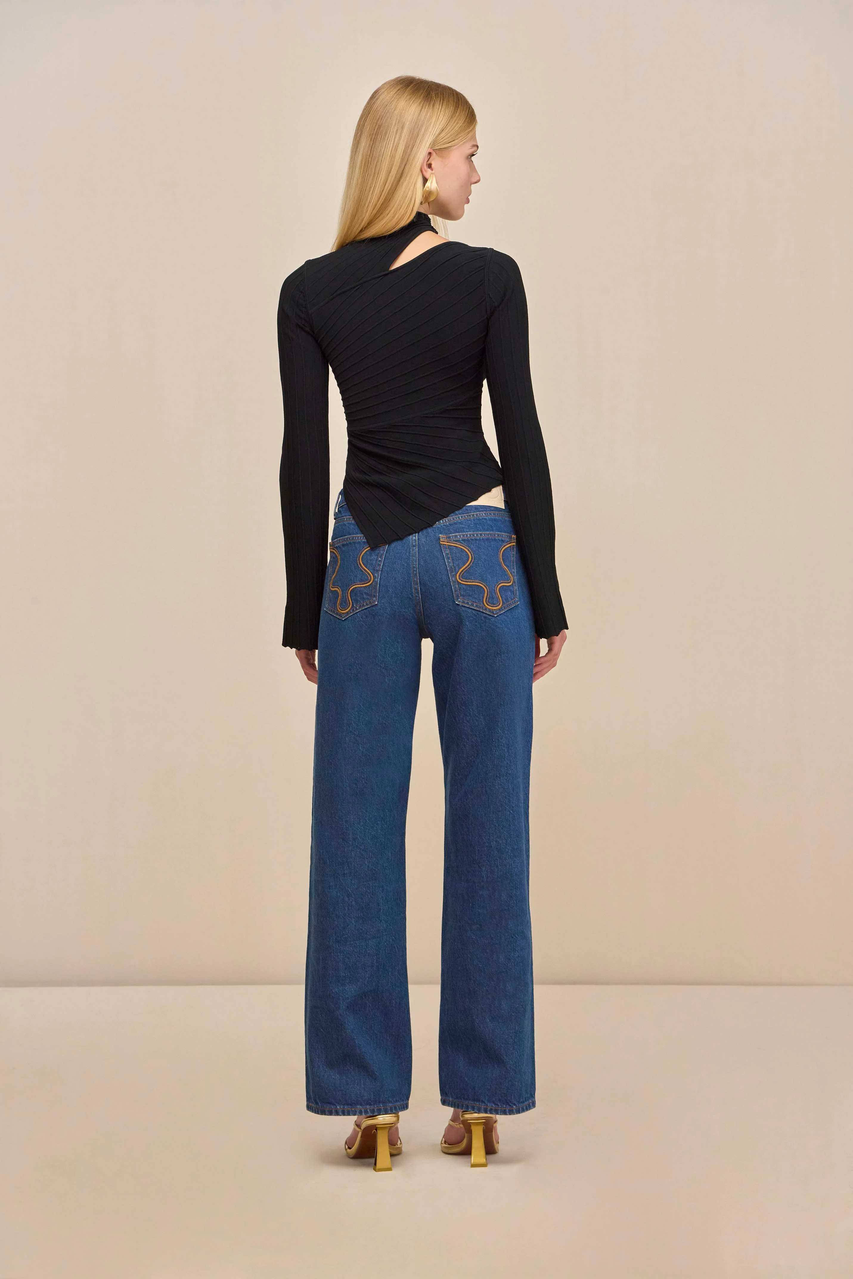 TAYLA KNIT TOP - BLACK