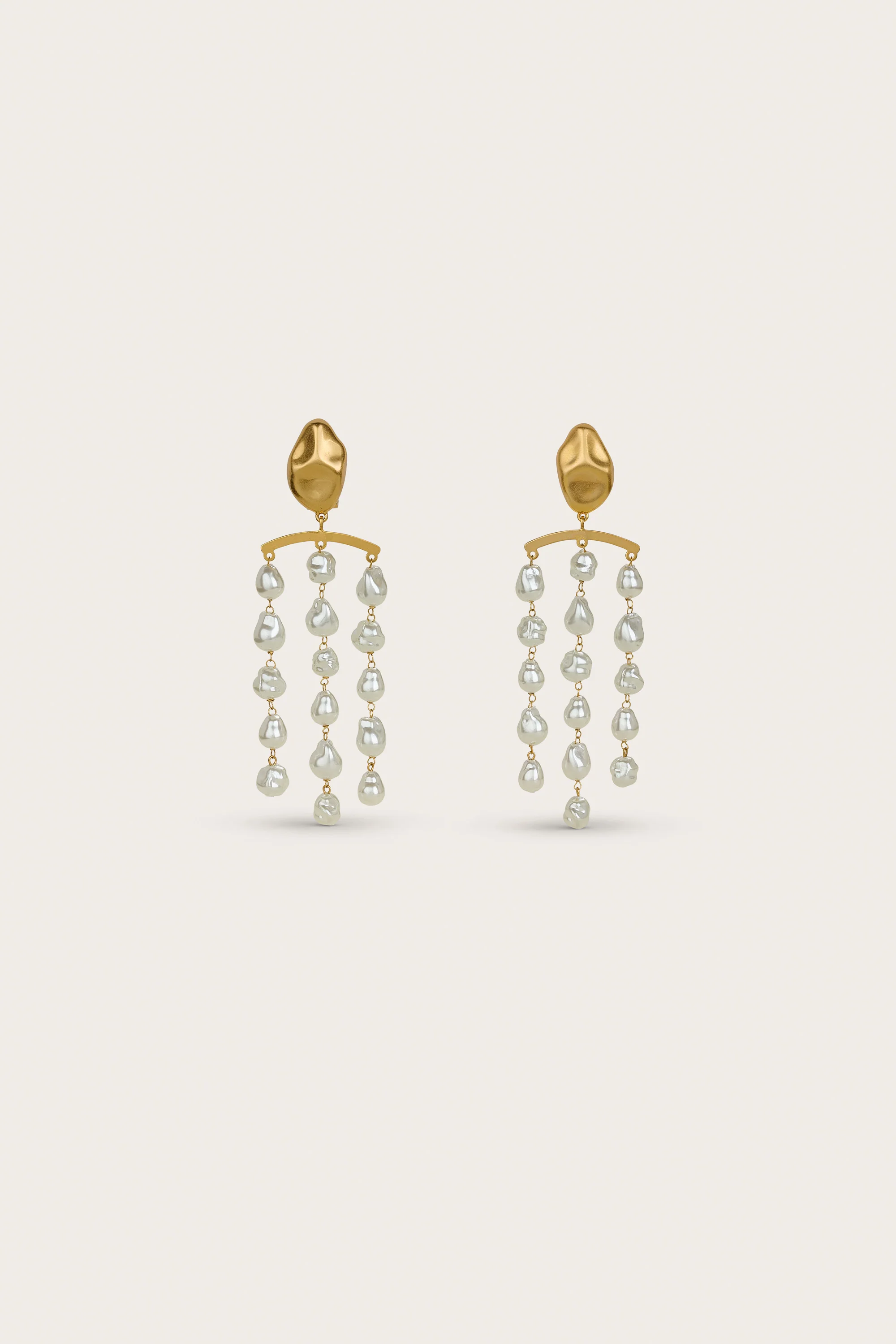 SHIVANI EARRING - ANTIQUE BRASS