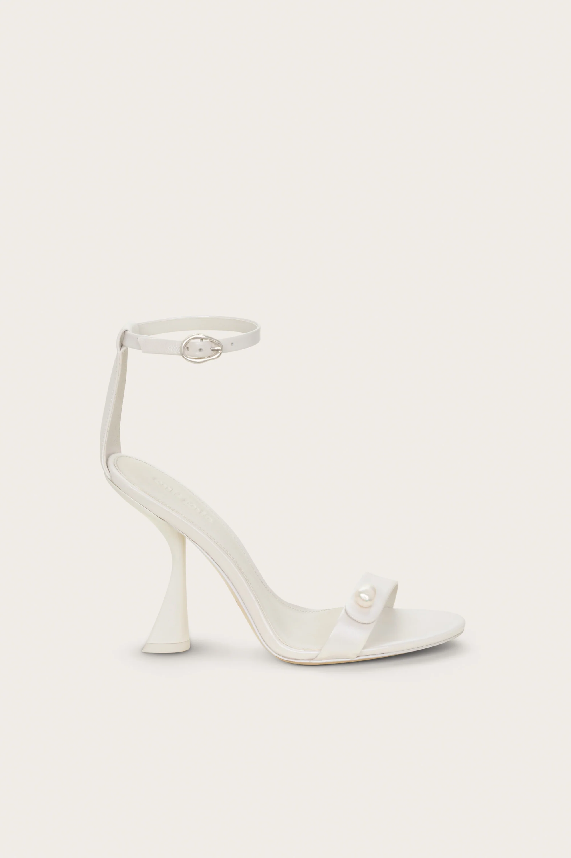ZENITA SANDAL - PEARL