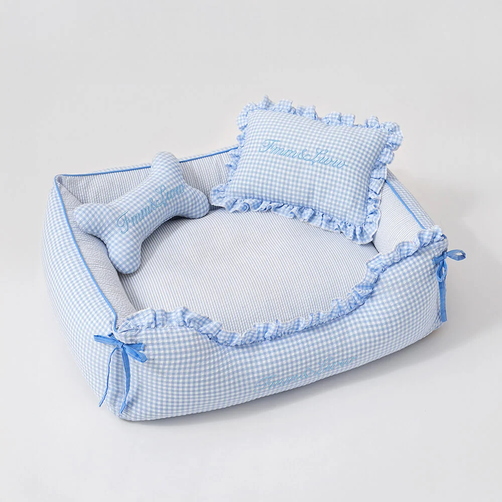 Soft Gingham Washable Dog & Cat Sofa Bed with Pillows