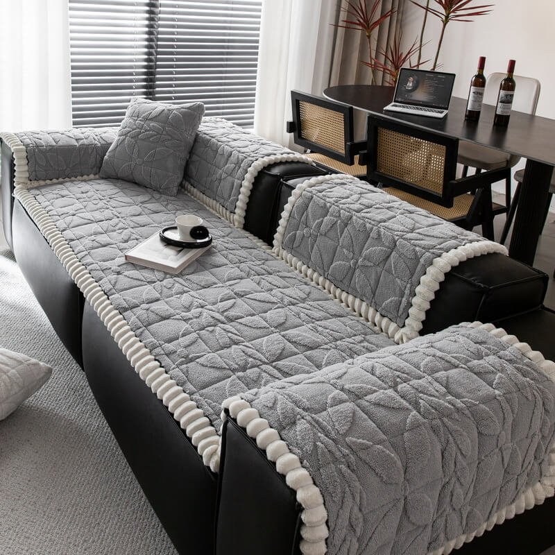Thickened Short Plush Leaf Pattern Scratch Resistant Non-Slip Couch Cover