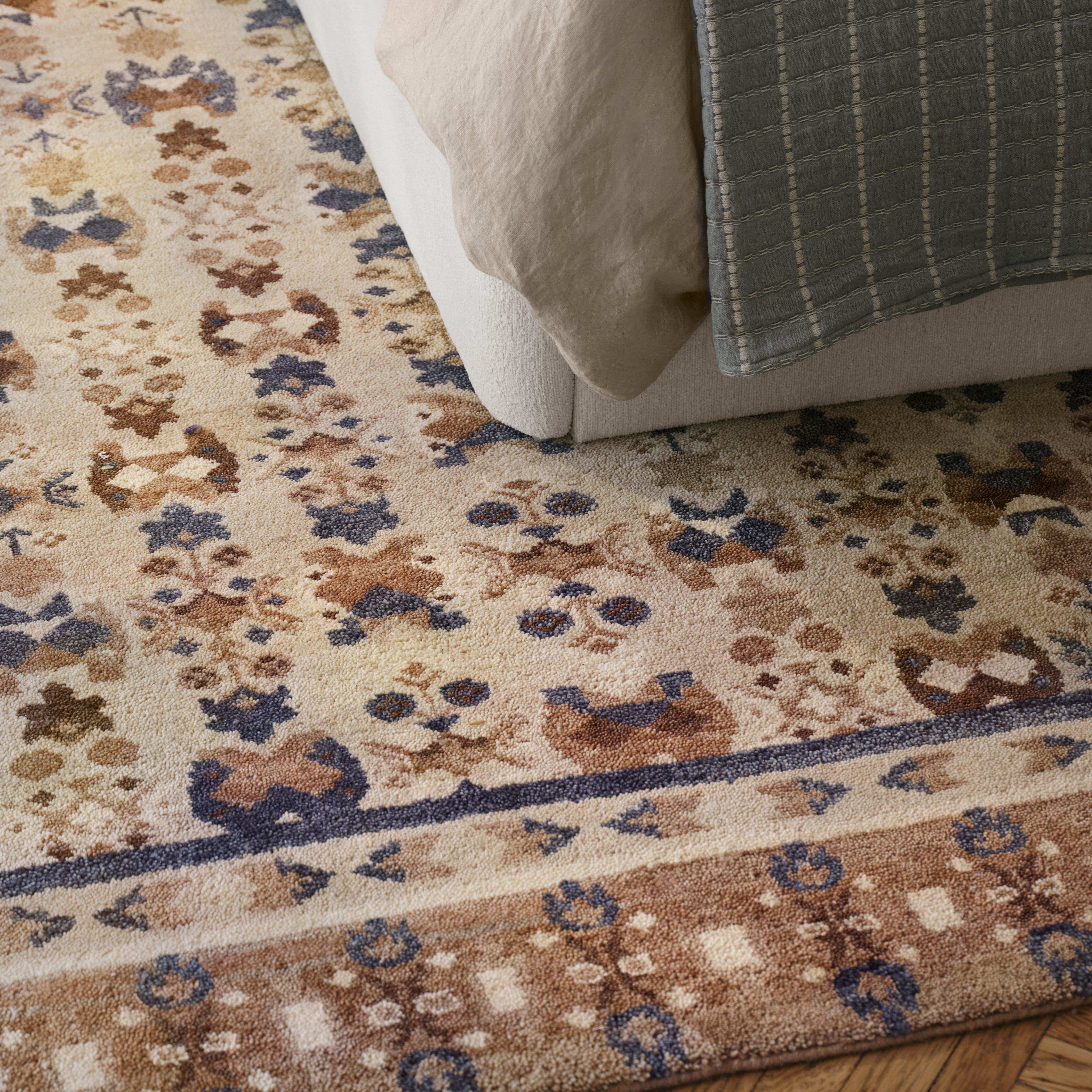Aisha Hand-Knotted Area Rug