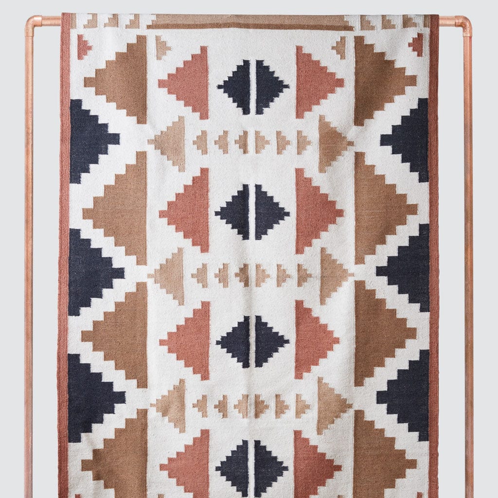 Tejal Handwoven Area Rug - 5' x 8'
