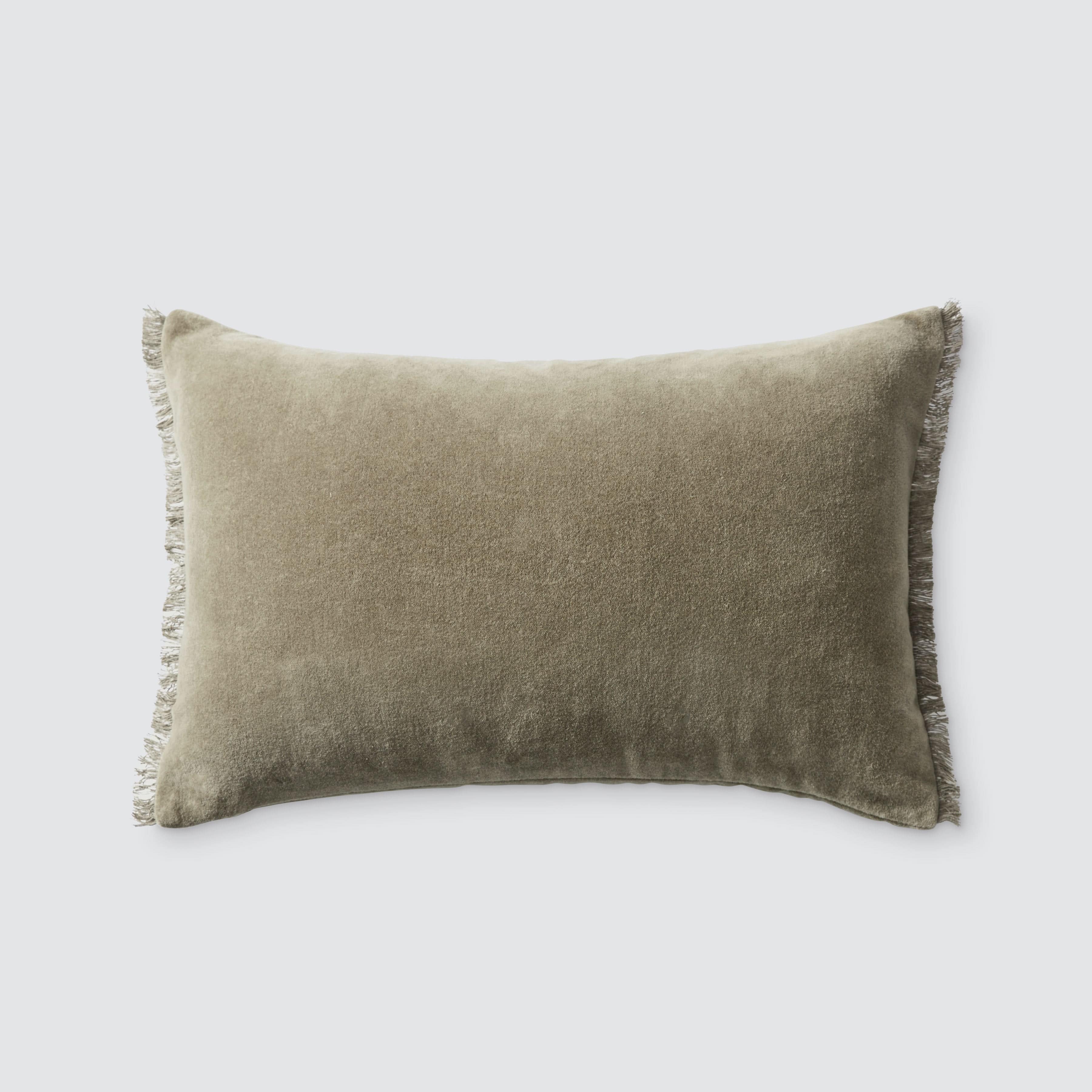 Naveta Velvet Small Lumbar Pillow