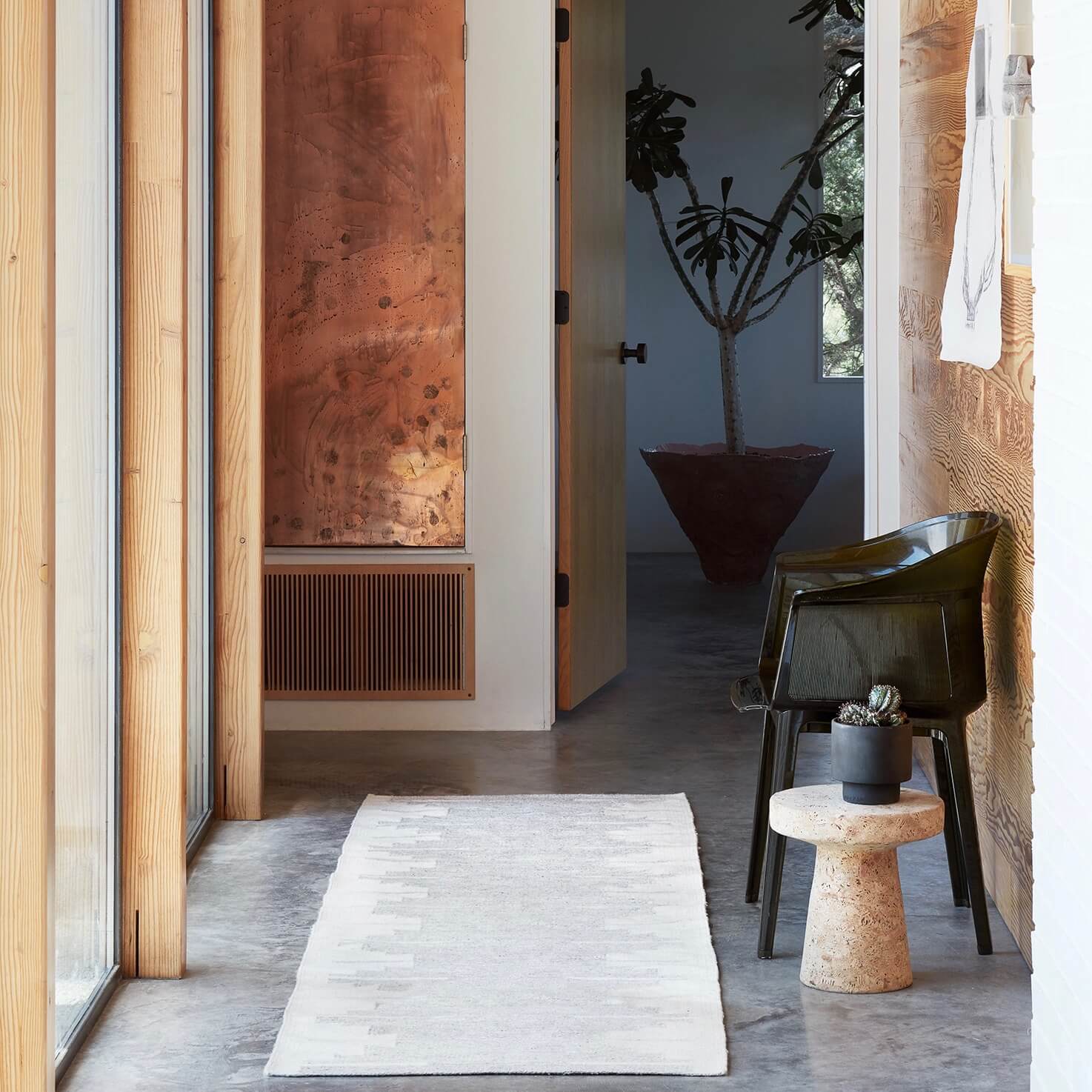 La Cima Handwoven Accent Rug - Grey