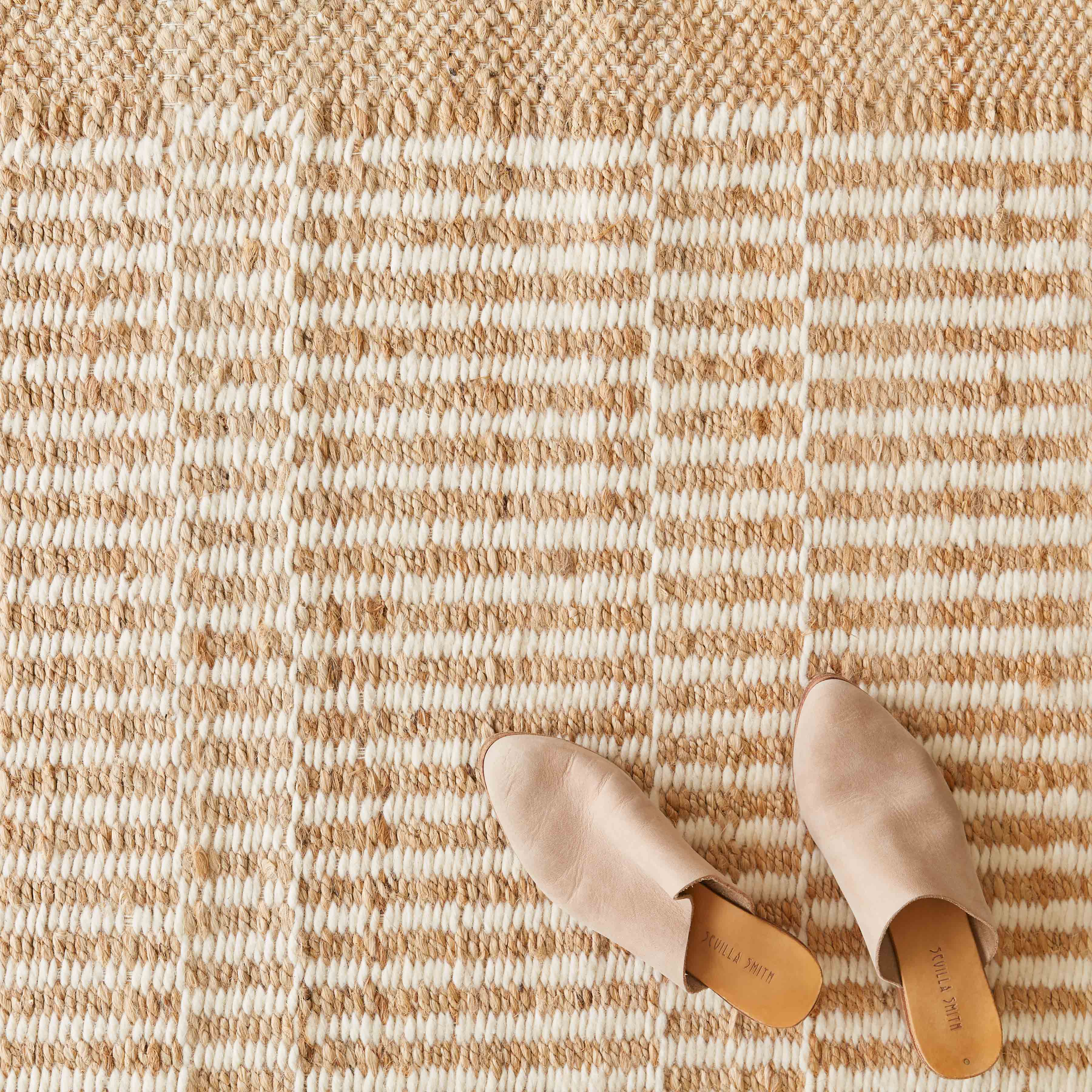 Anita Jute Accent Rug