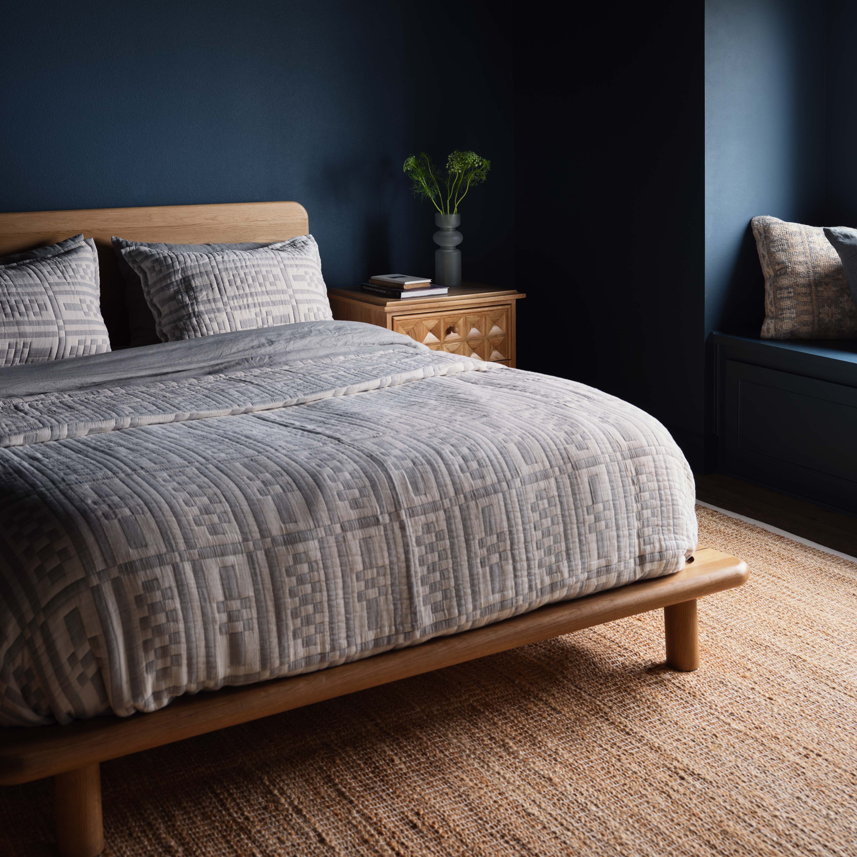 Anika Handwoven Jute Area Rug