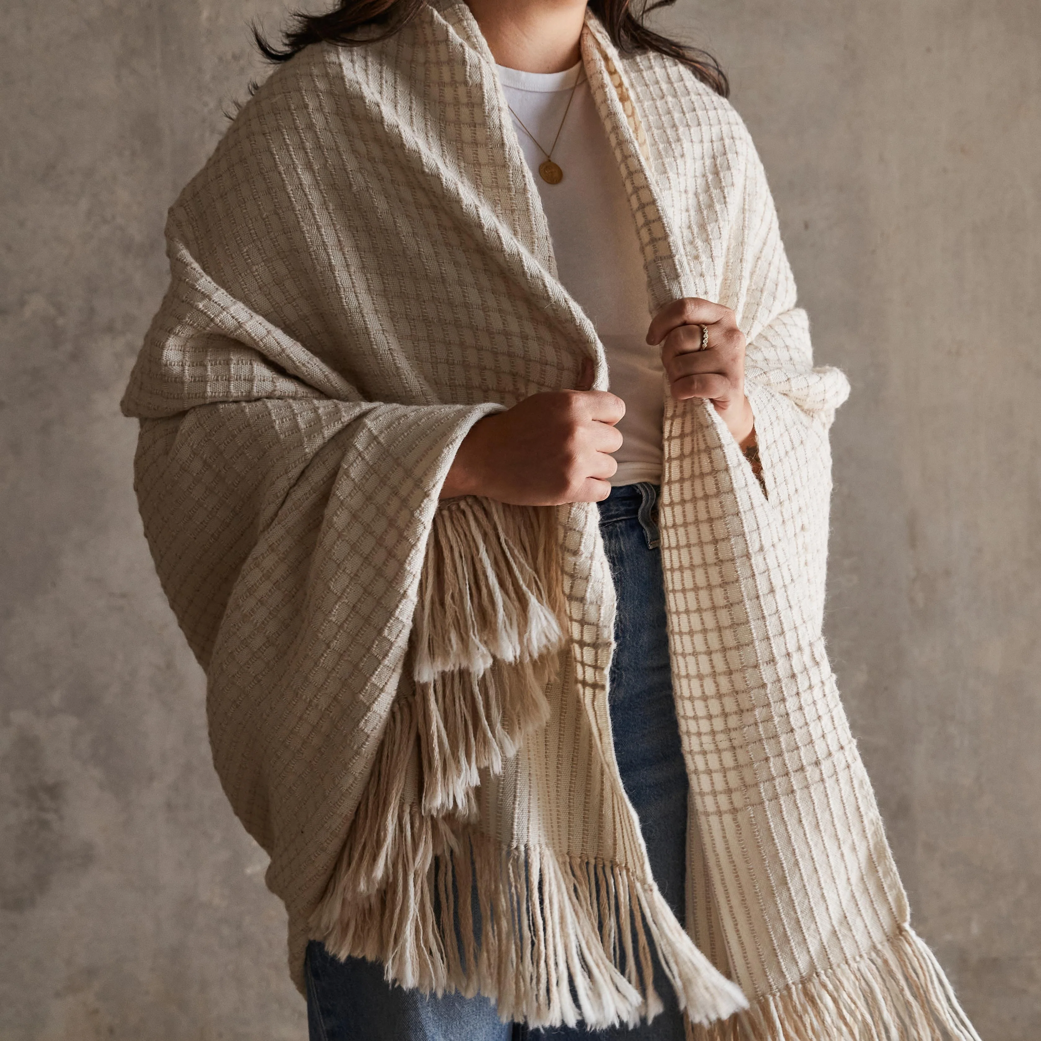 La Leña Luxe Alpaca Throw