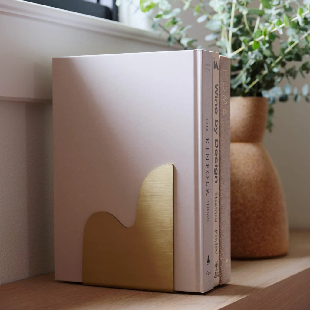 Dasar Brass Bookend