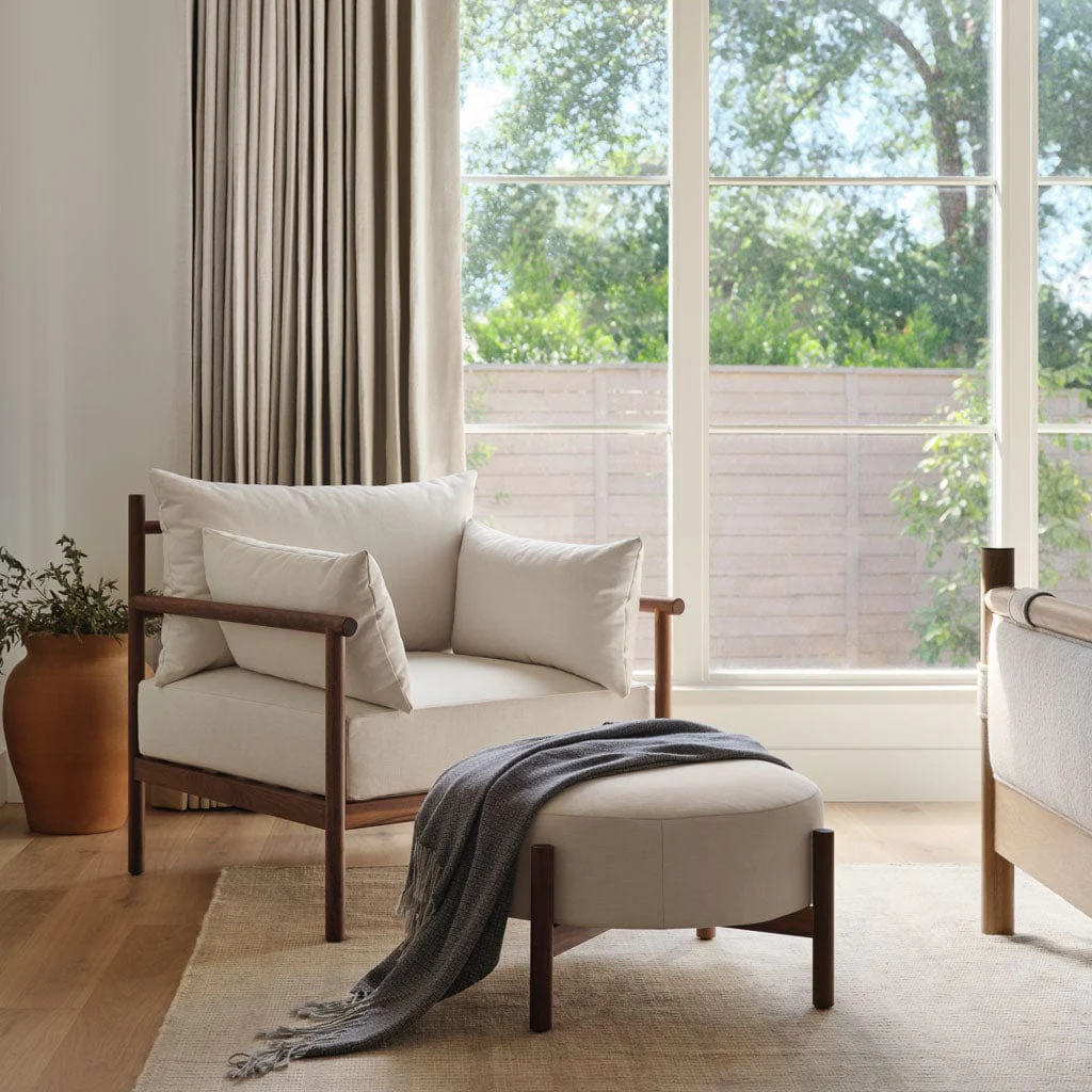 Ivari Handwoven Area Rug - 5' x 8'