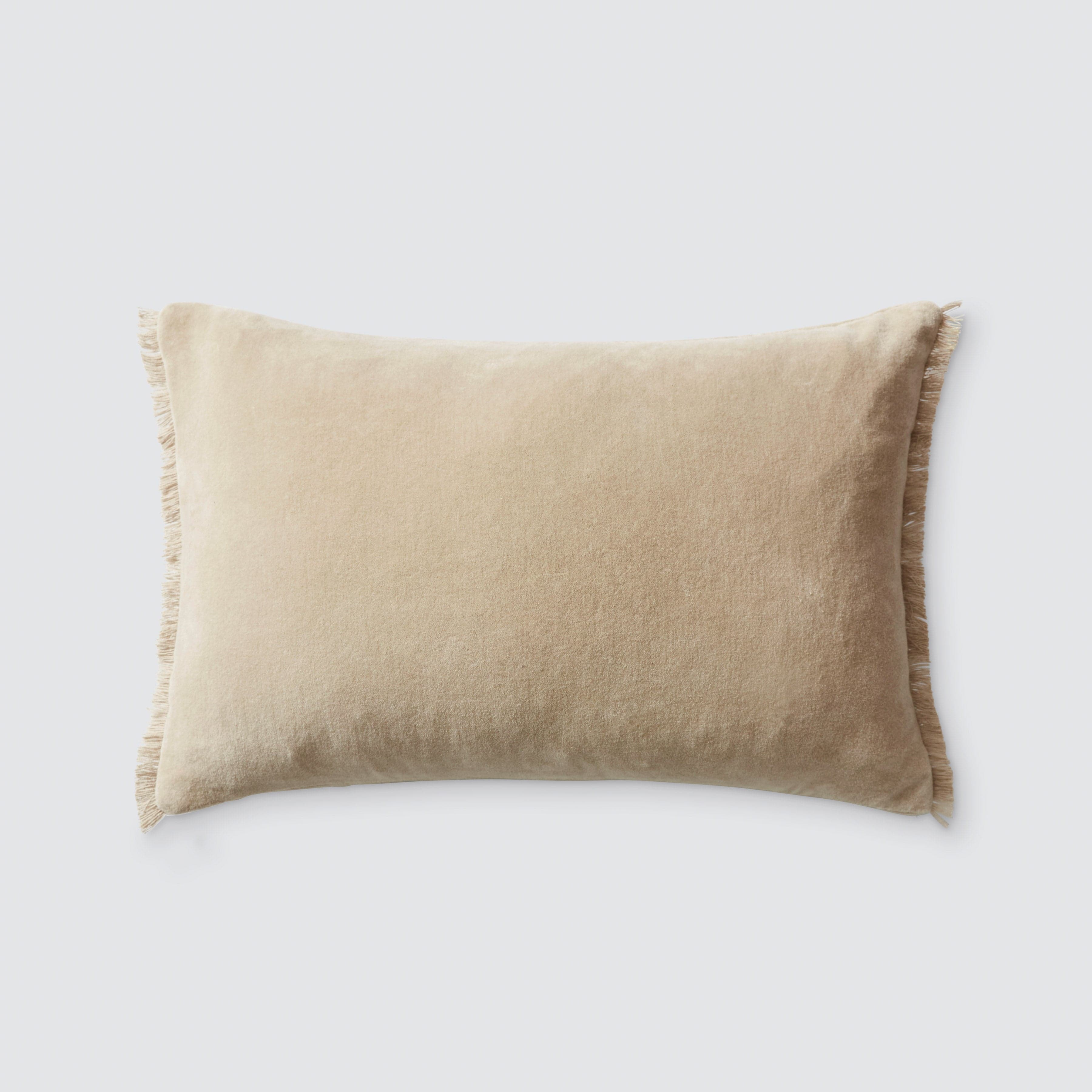 Naveta Velvet Small Lumbar Pillow
