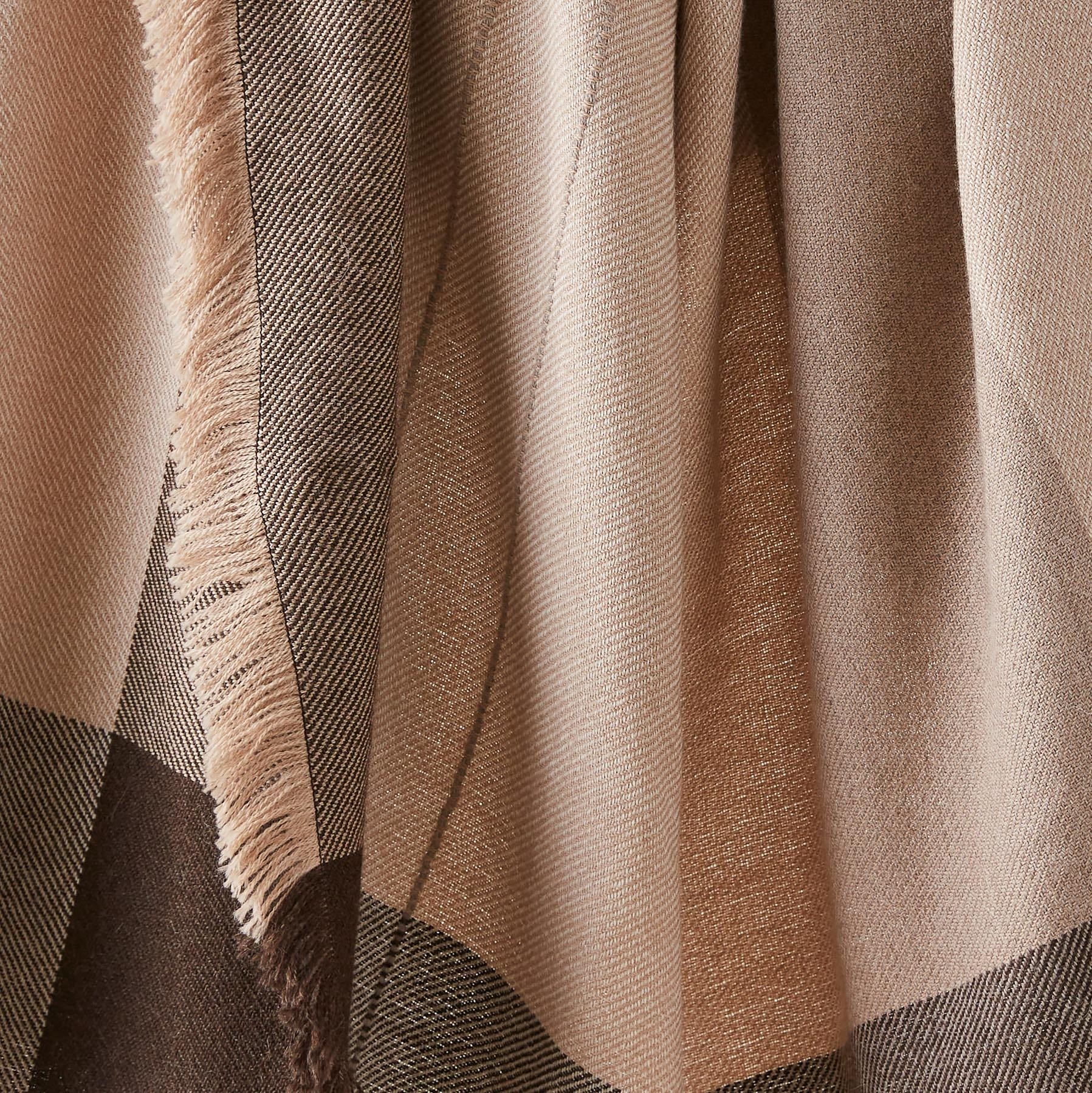 Palabra Alpaca Throw