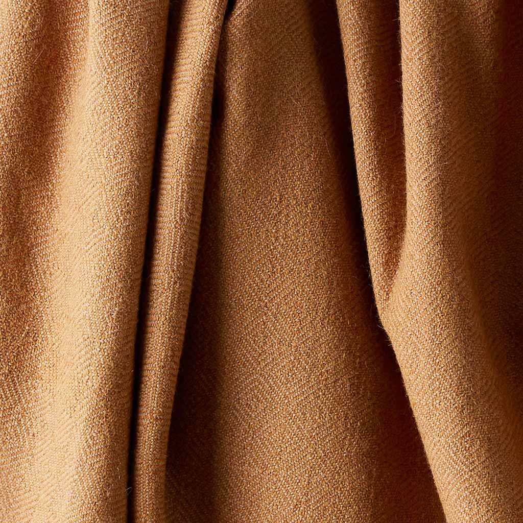 La Calle Alpaca Throw