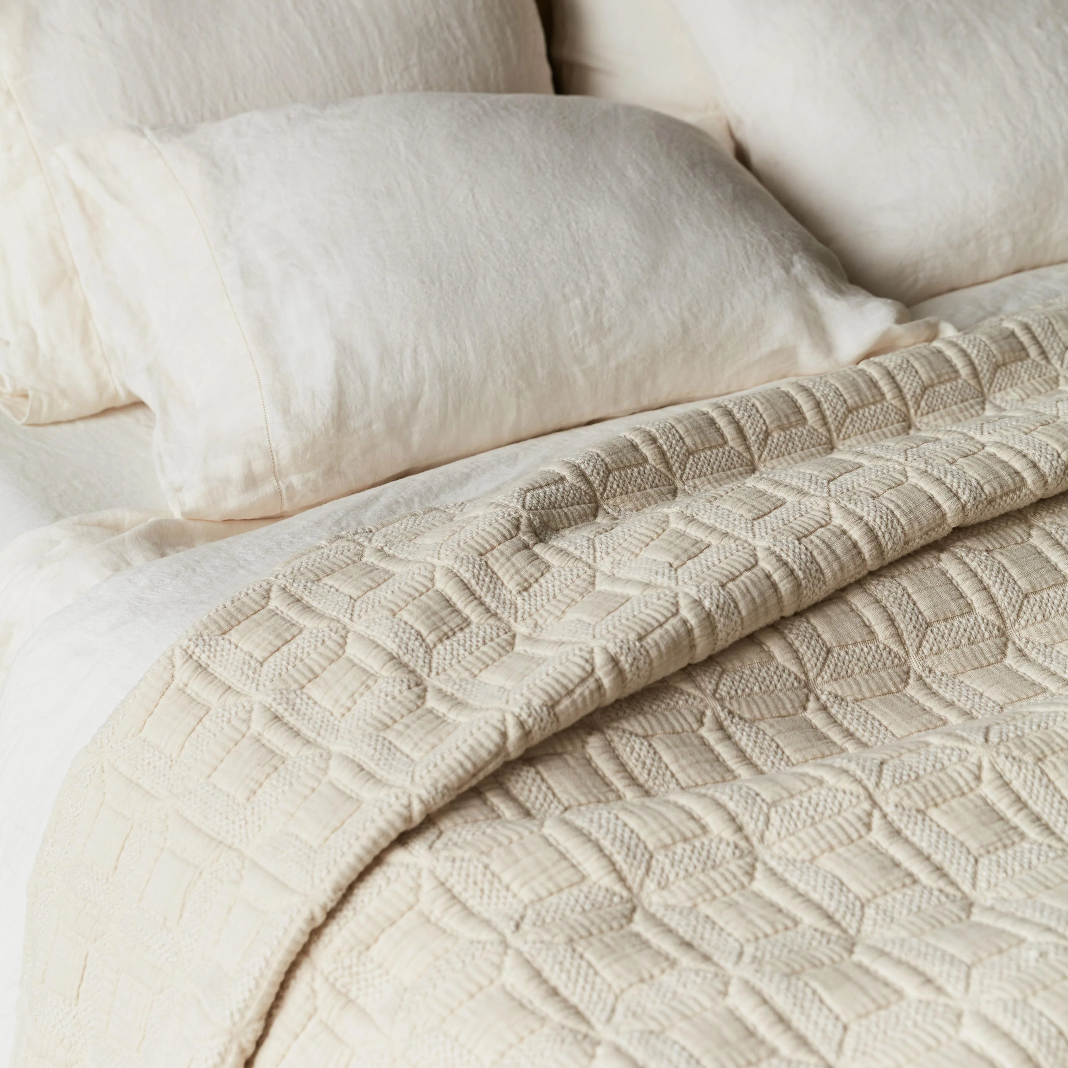 Ayla Organic Cotton Quilted Bed Blanket