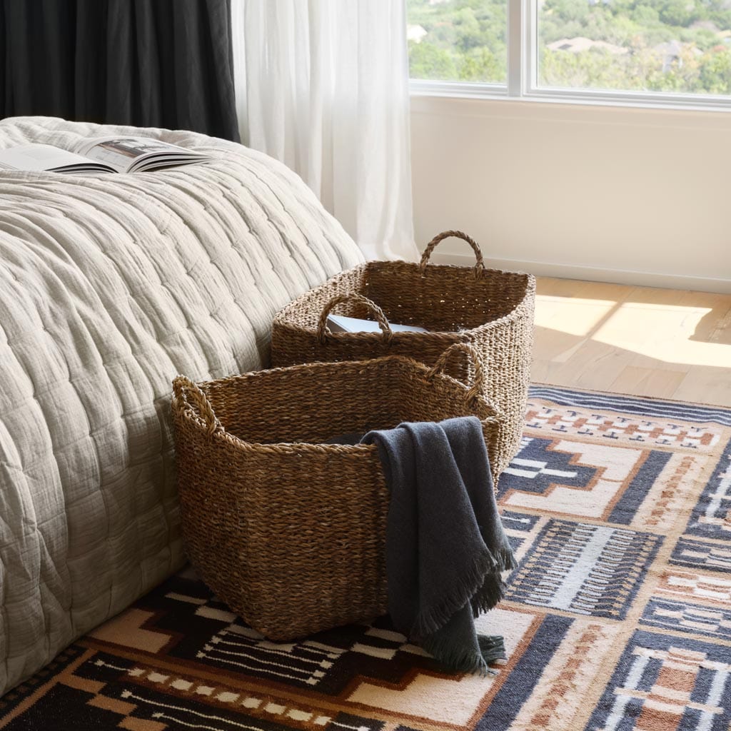 La Calle Alpaca Throw