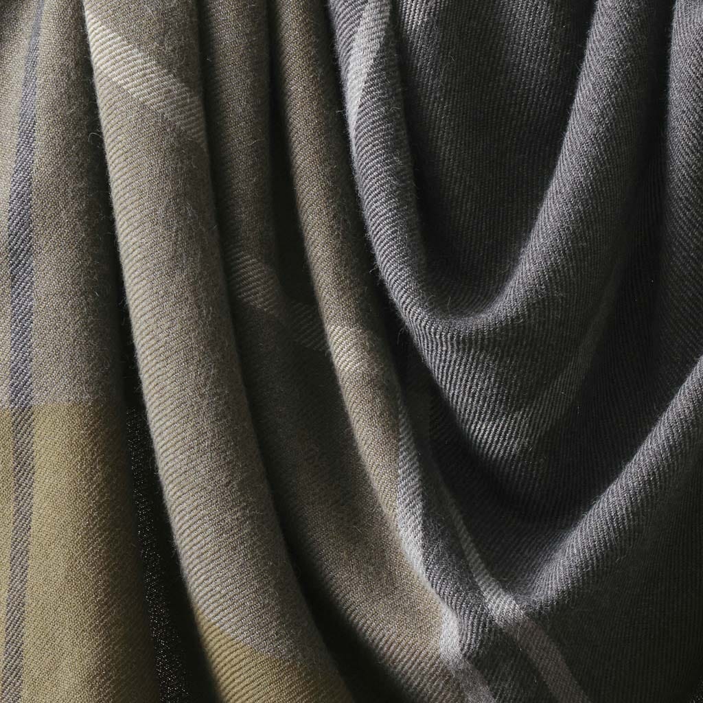 Selva Alpaca Throw