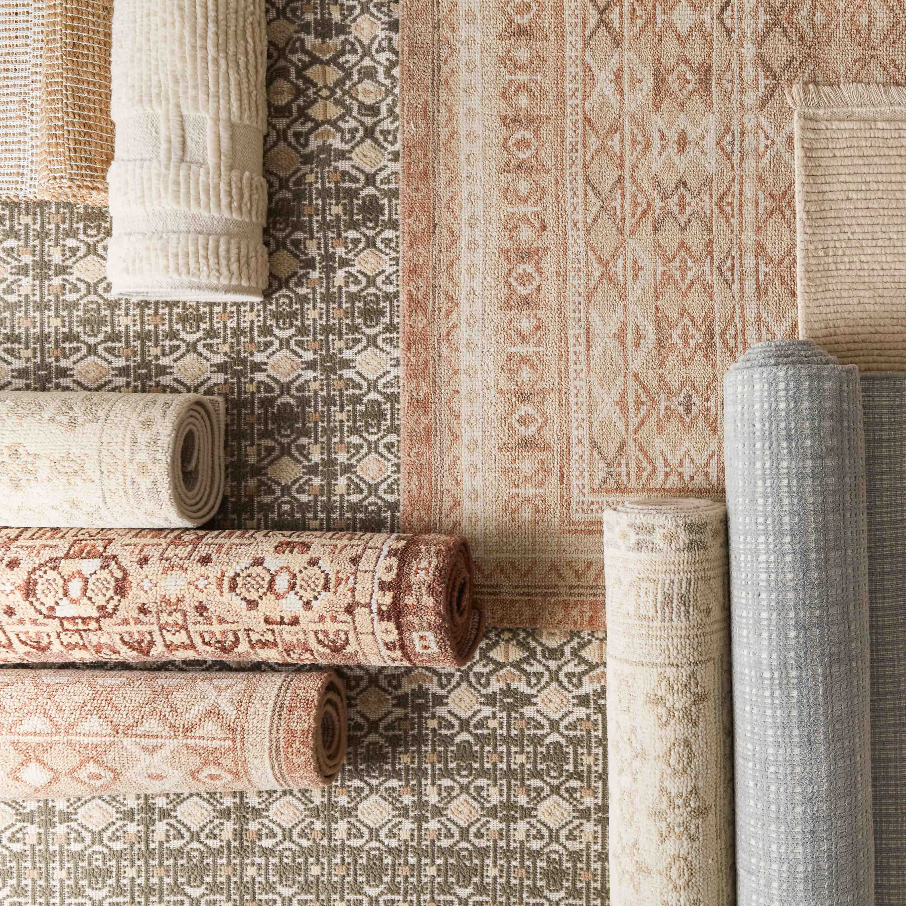 Ekaja Hand-Knotted Accent Rug