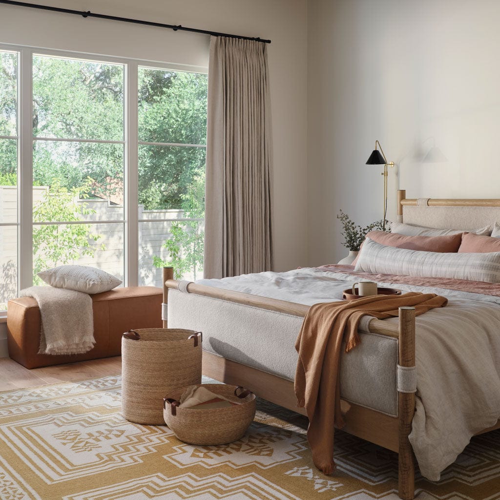 La Calle Alpaca Throw