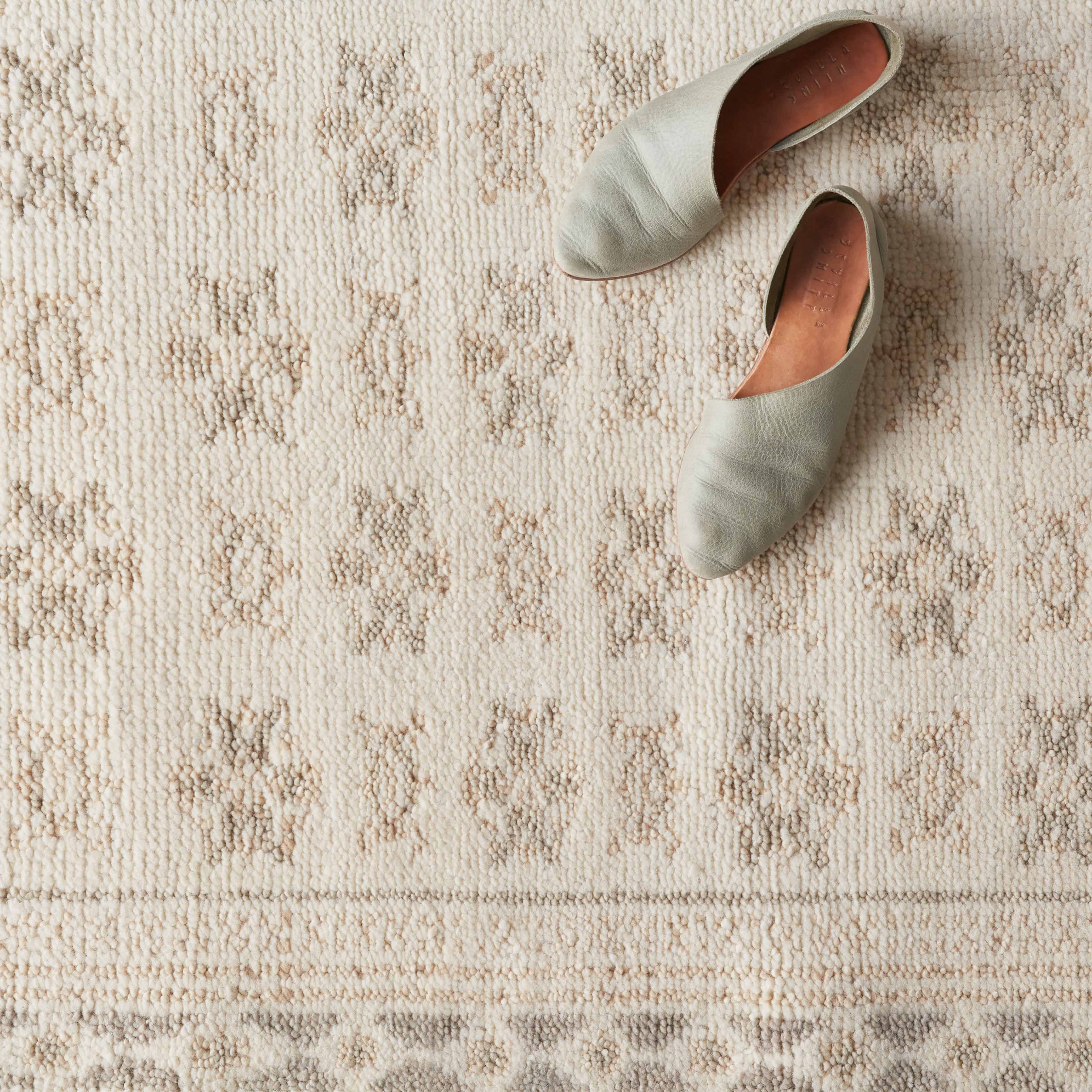 Lahar Hand-Knotted Accent Rug