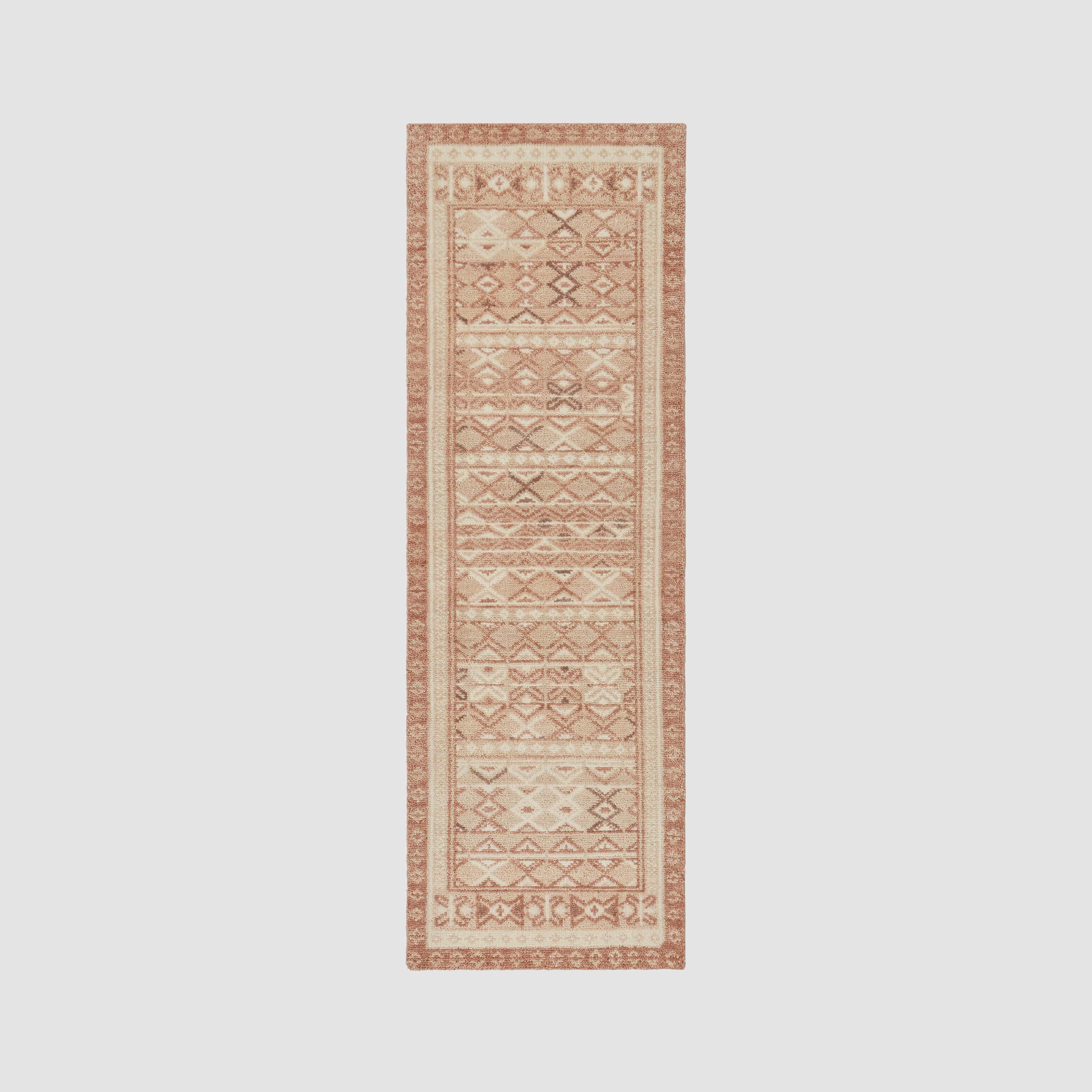 Ekaja Hand-Knotted Accent Rug