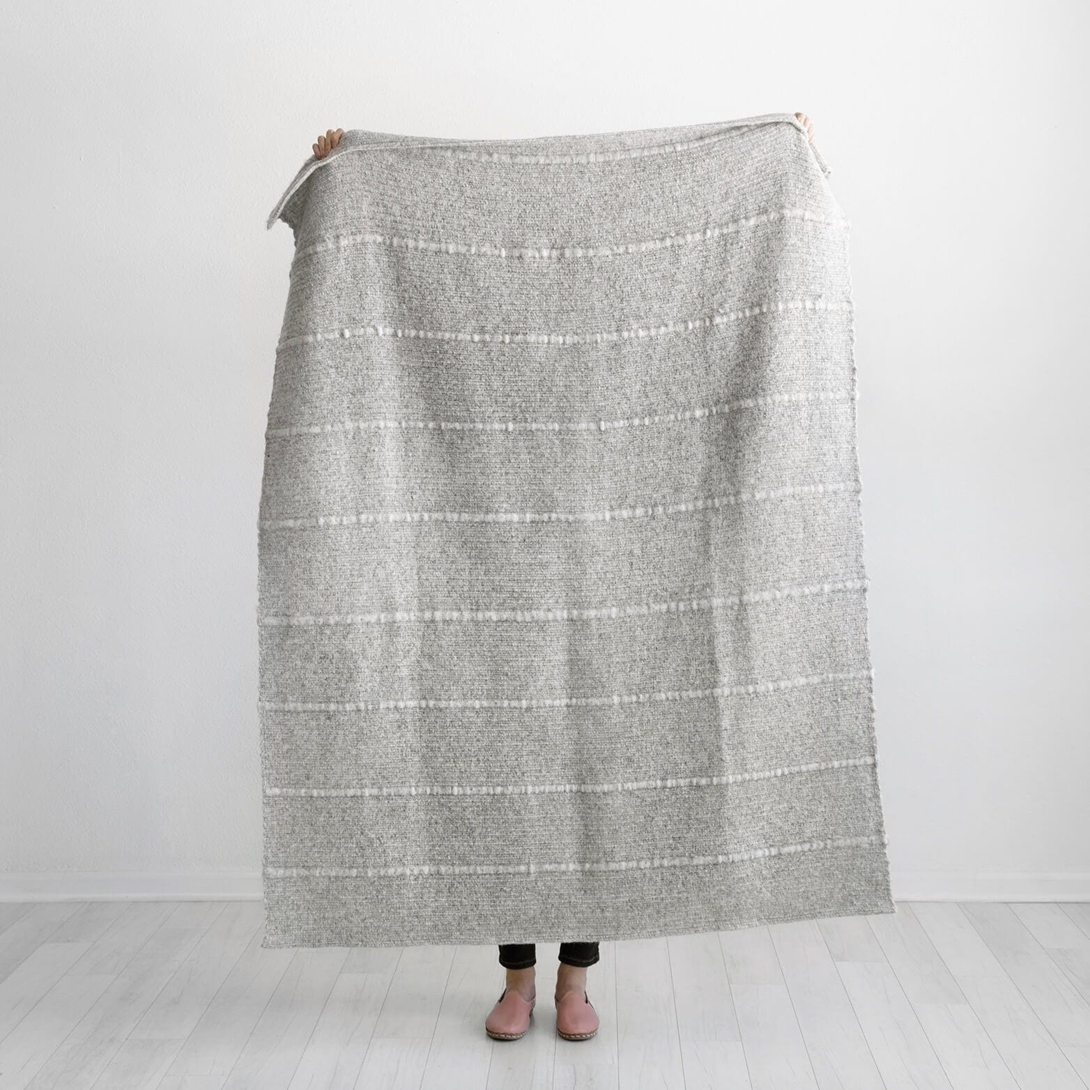 Contigo Chunky Wool Throw