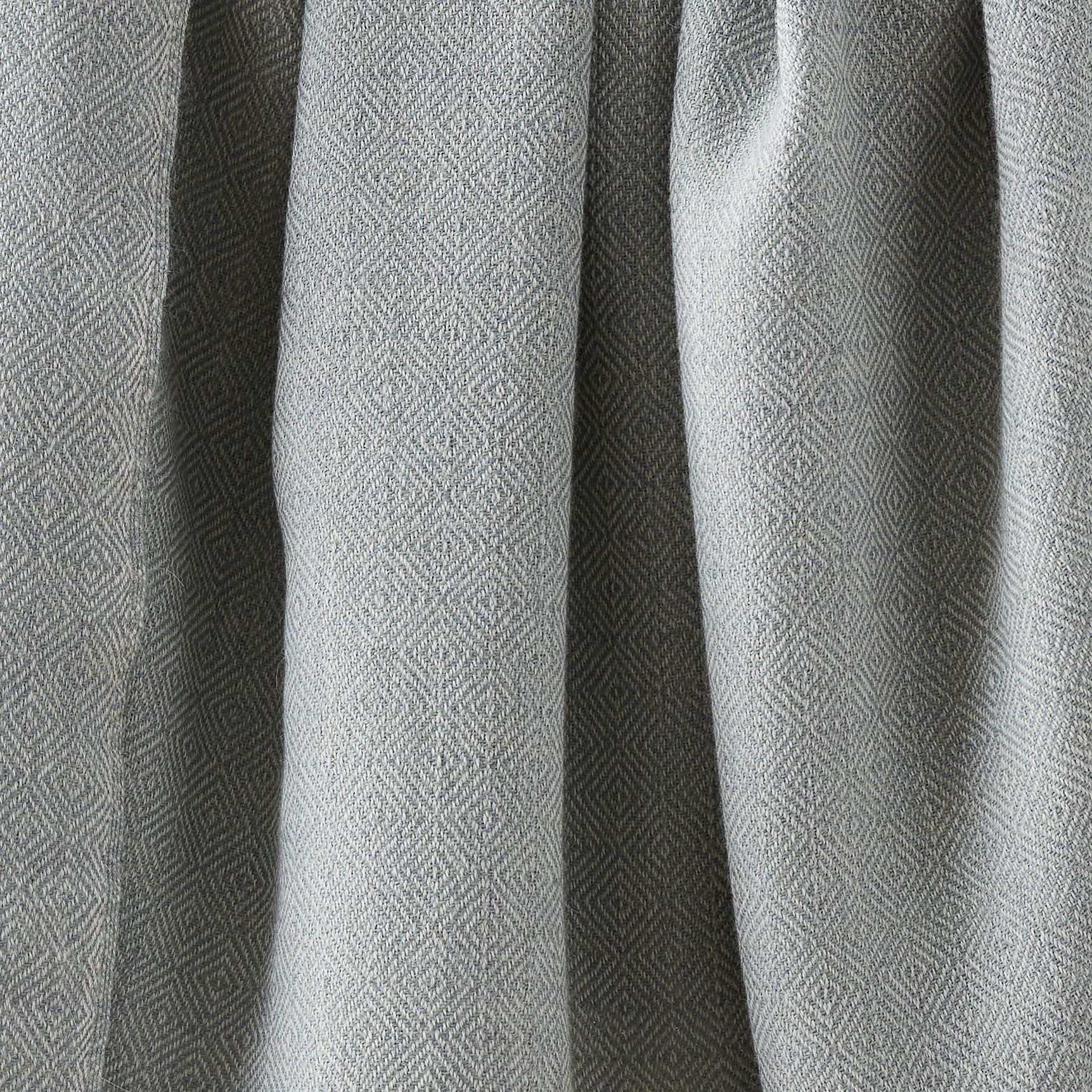 La Calle Alpaca Throw