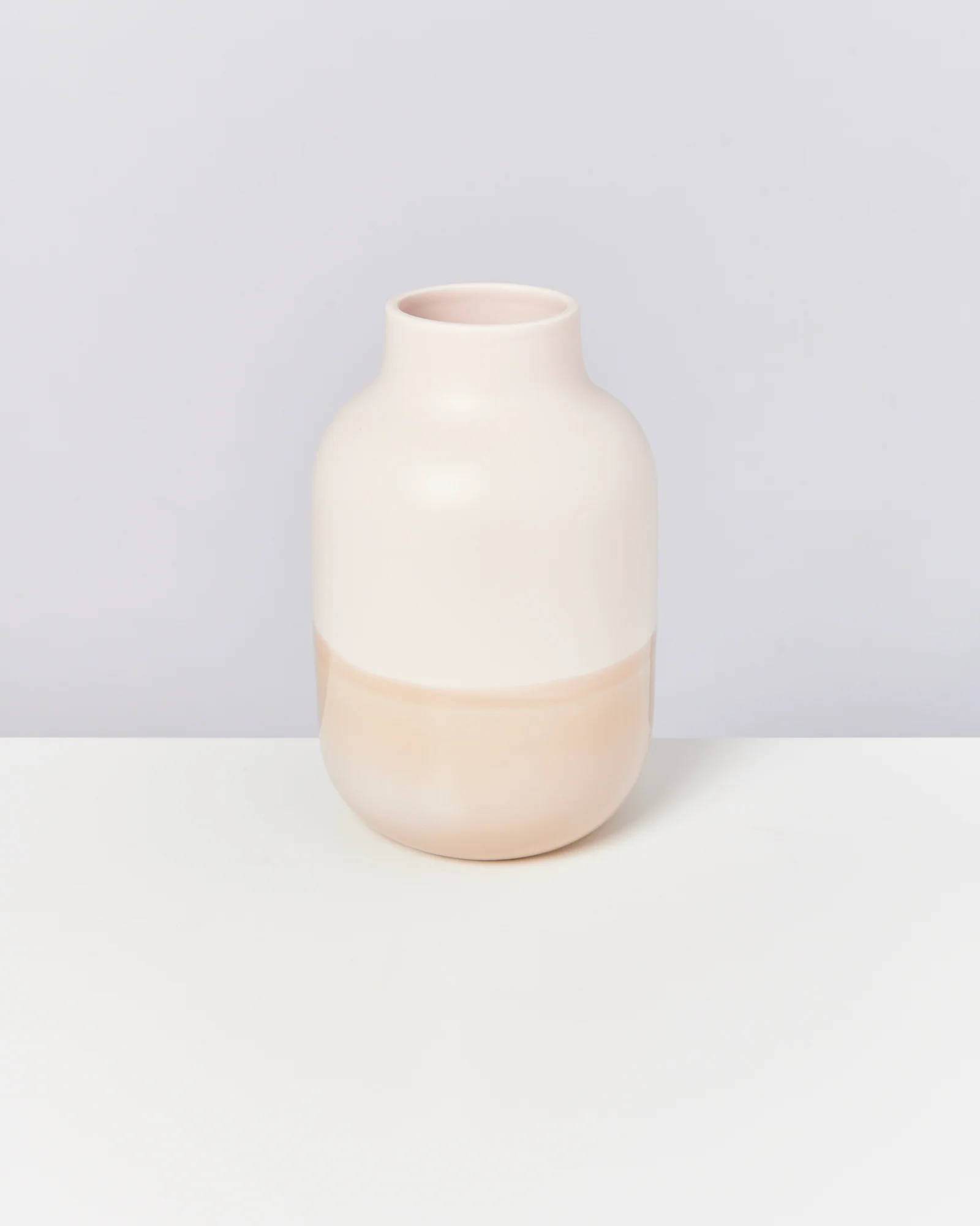 Nuno Vase L sand