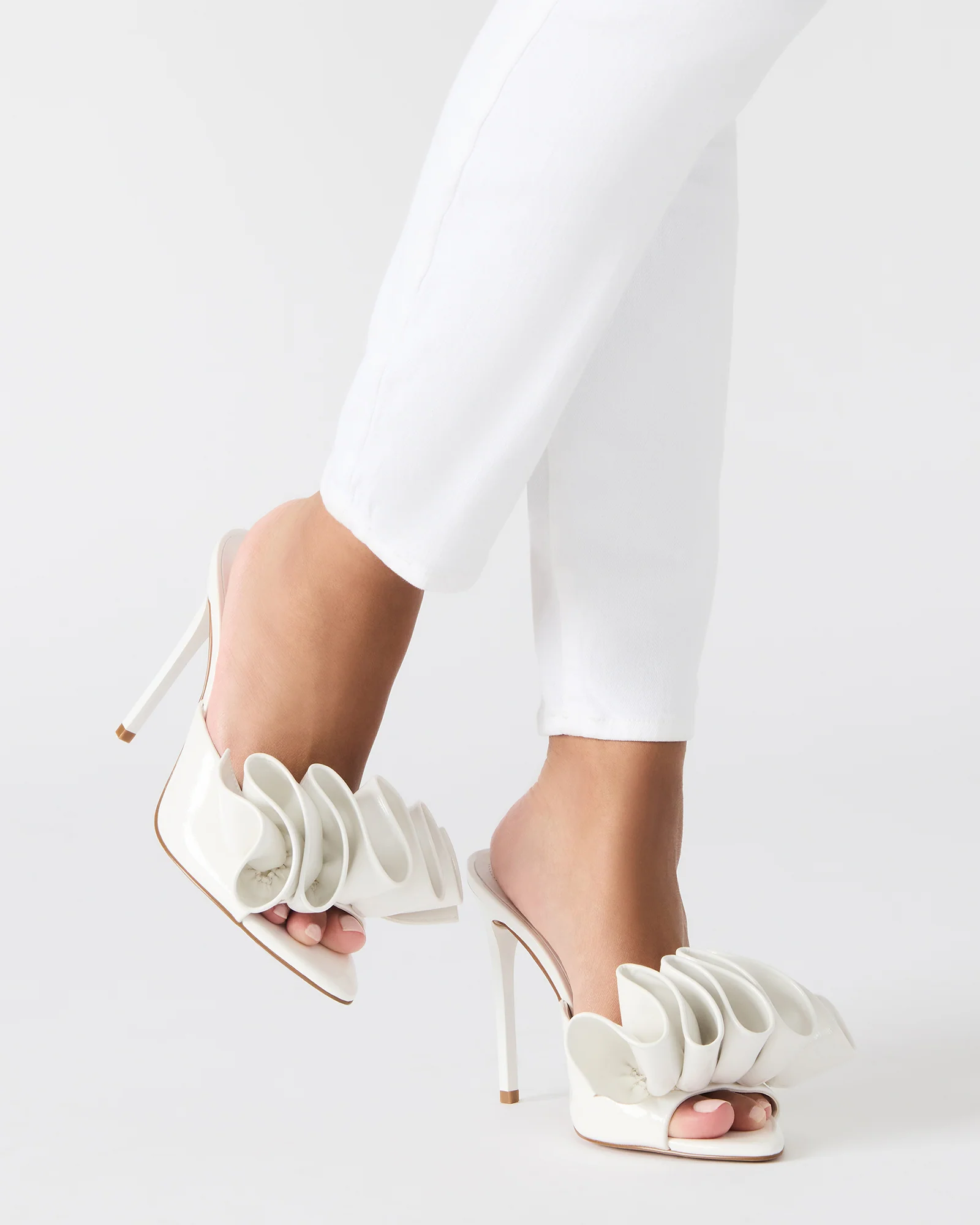AFFINITY WHITE PATENT