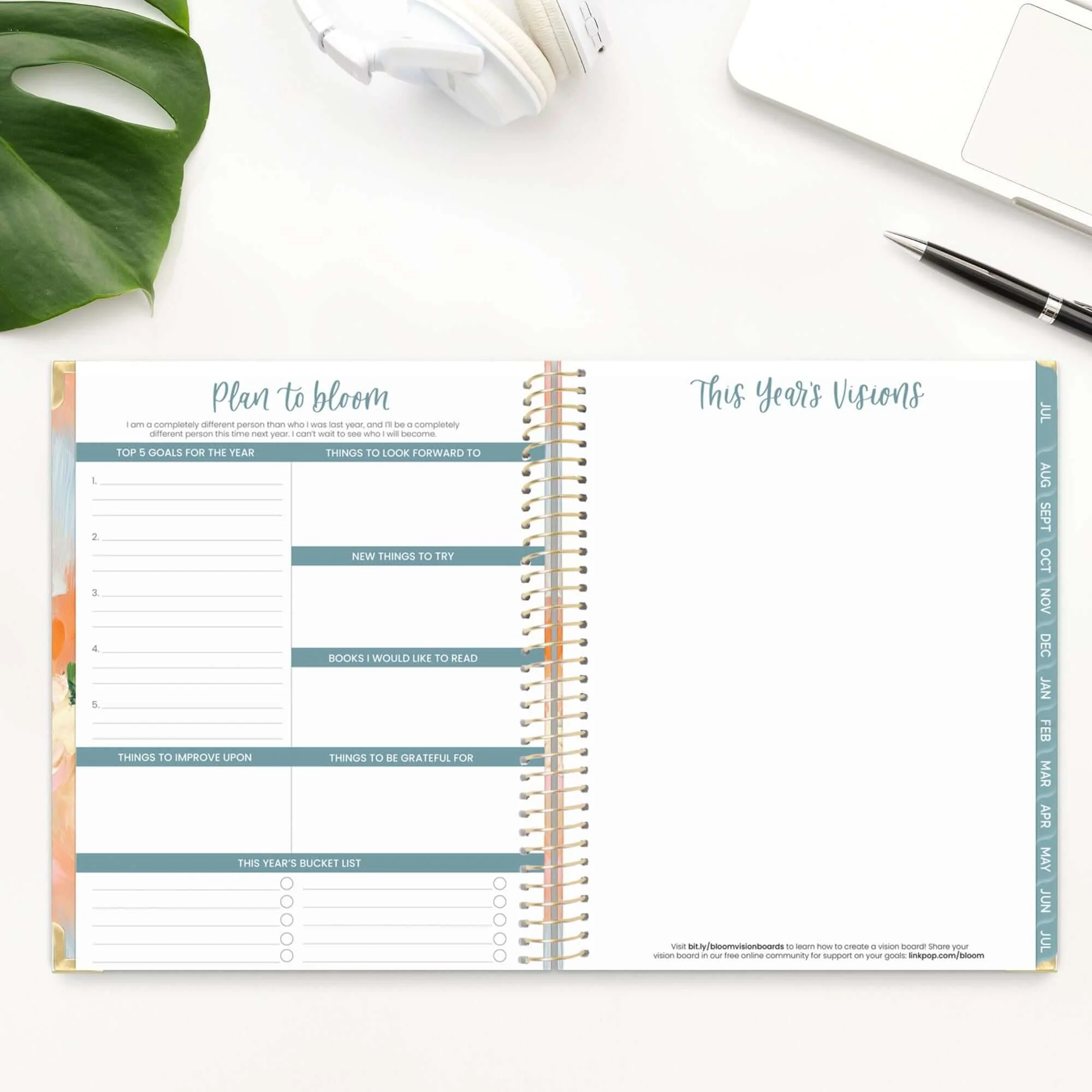 2025-26 Hard Cover Planner, 8.5