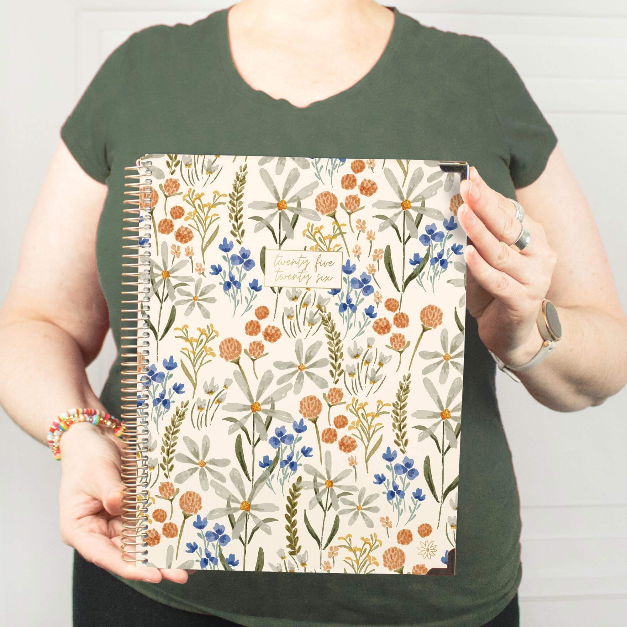 2025-26 Hard Cover Planner, 8.5