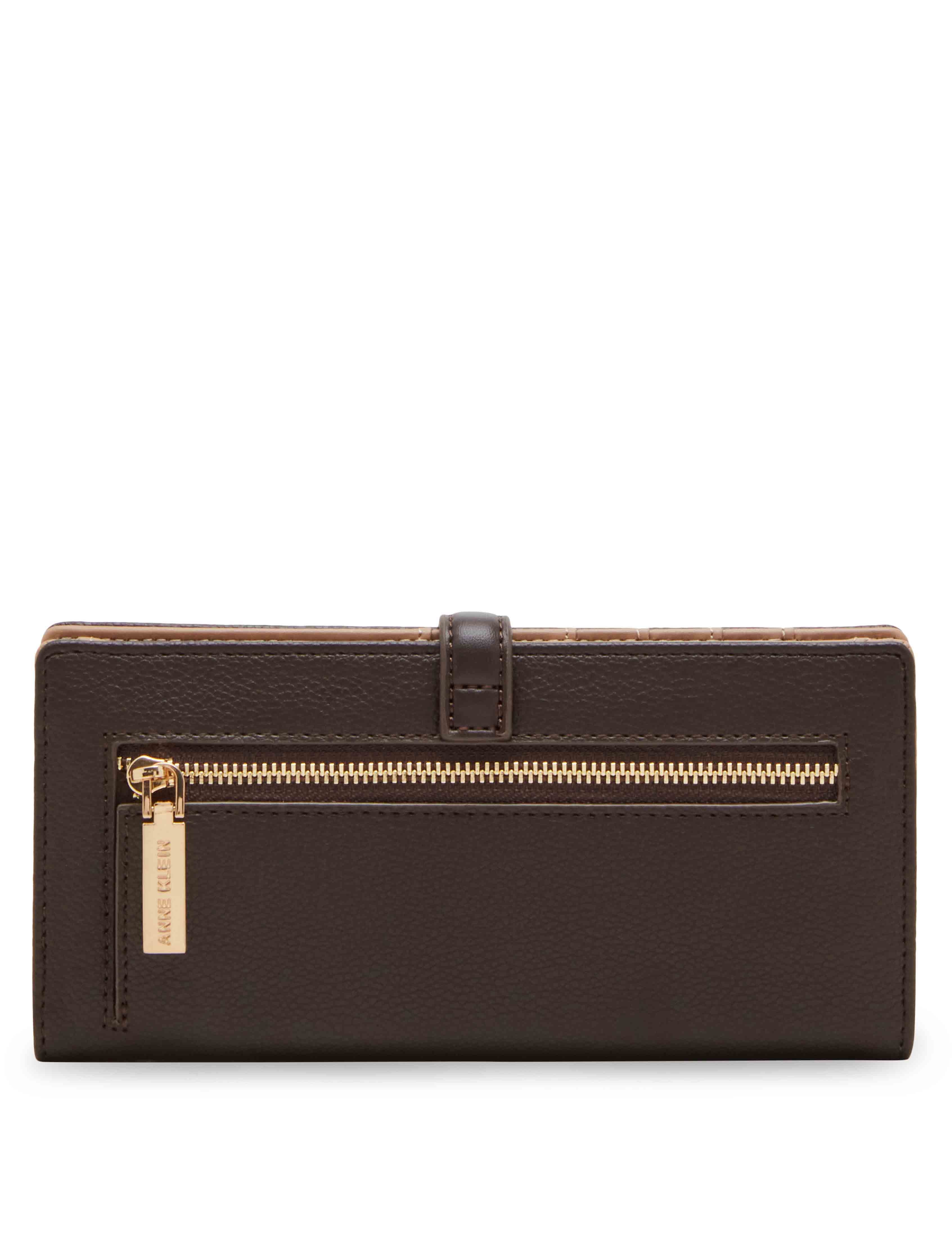 2 Piece Sculpted Buckle Wallet Gift Set