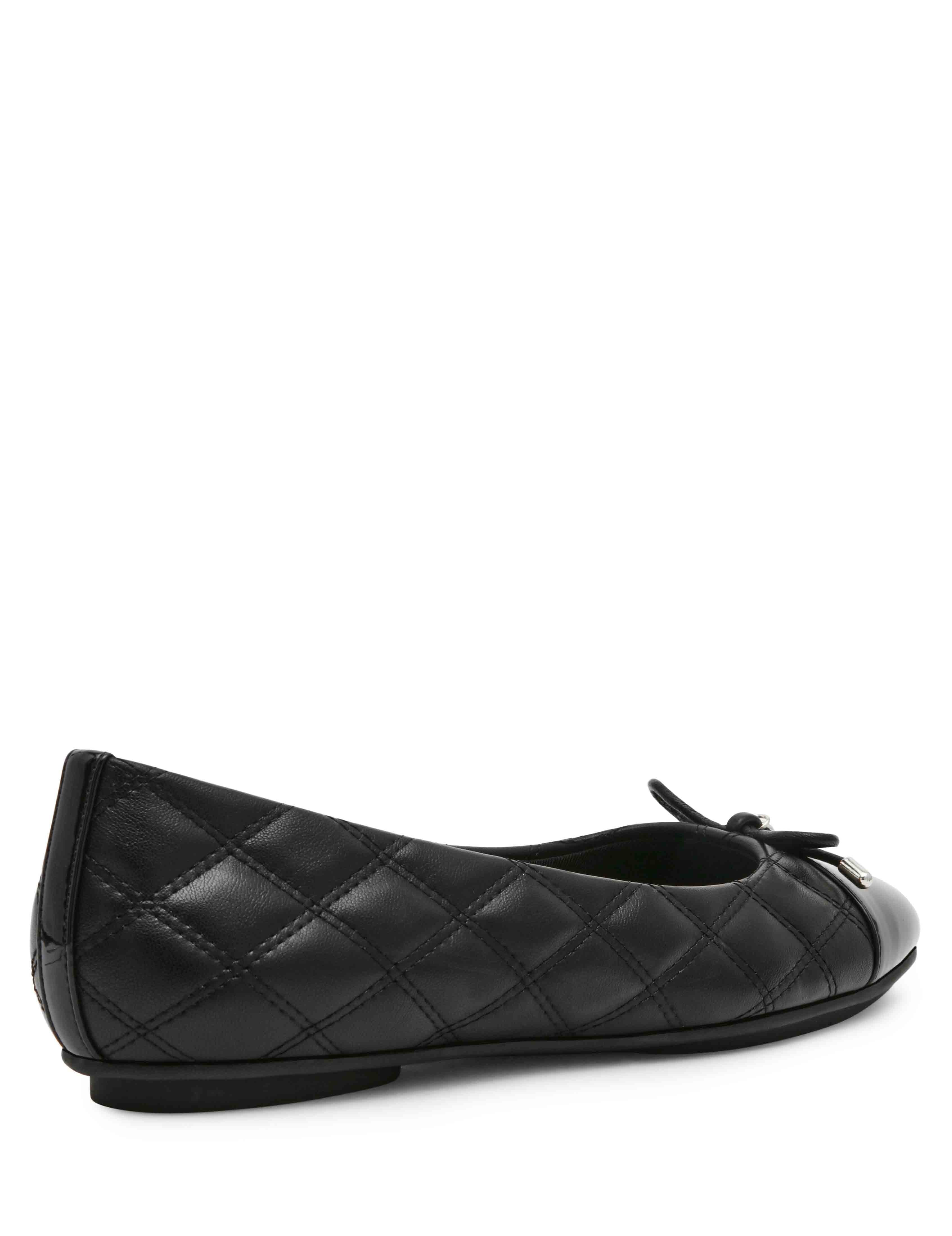 Luci Quilted Flat