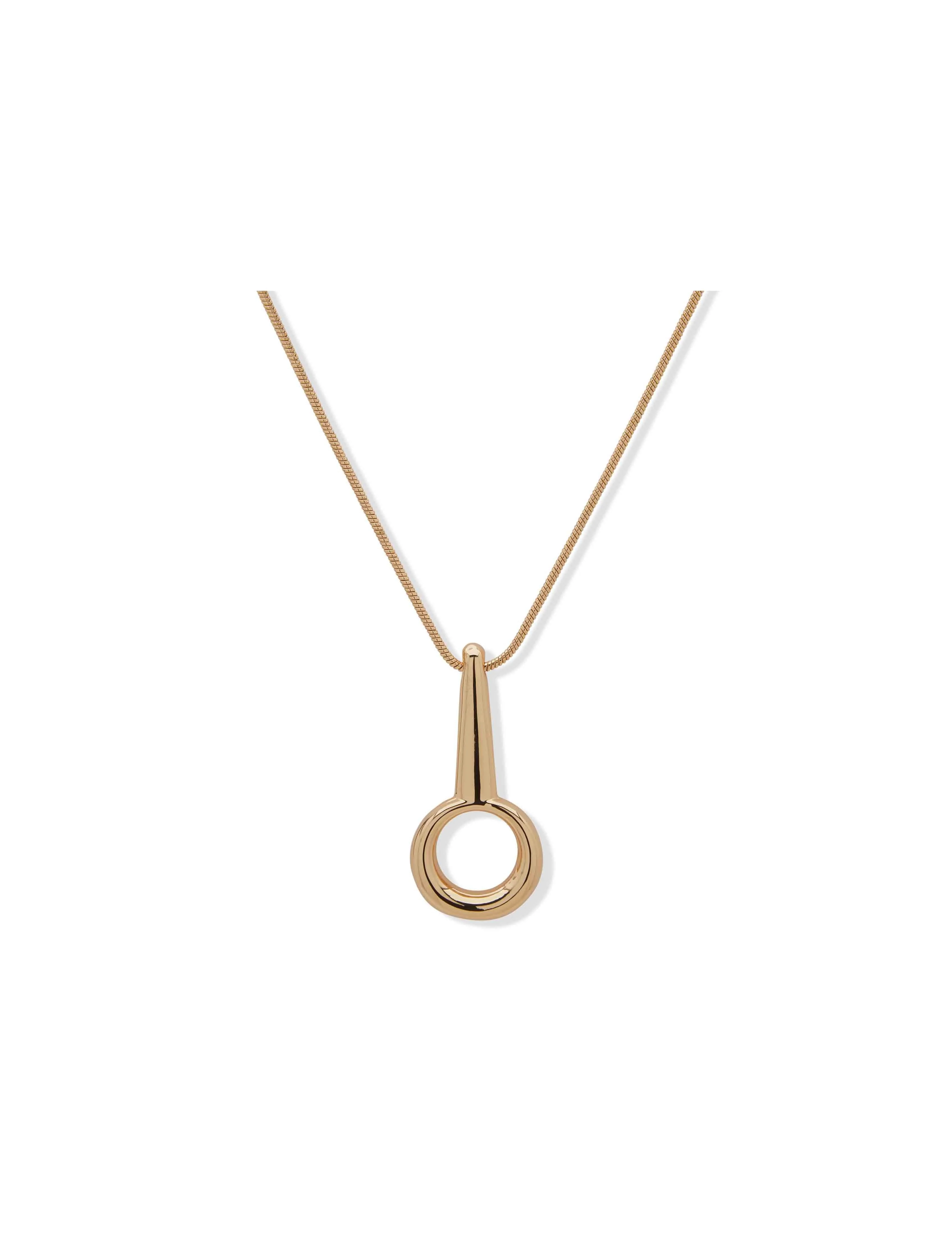 32in Oval Pendant Necklace