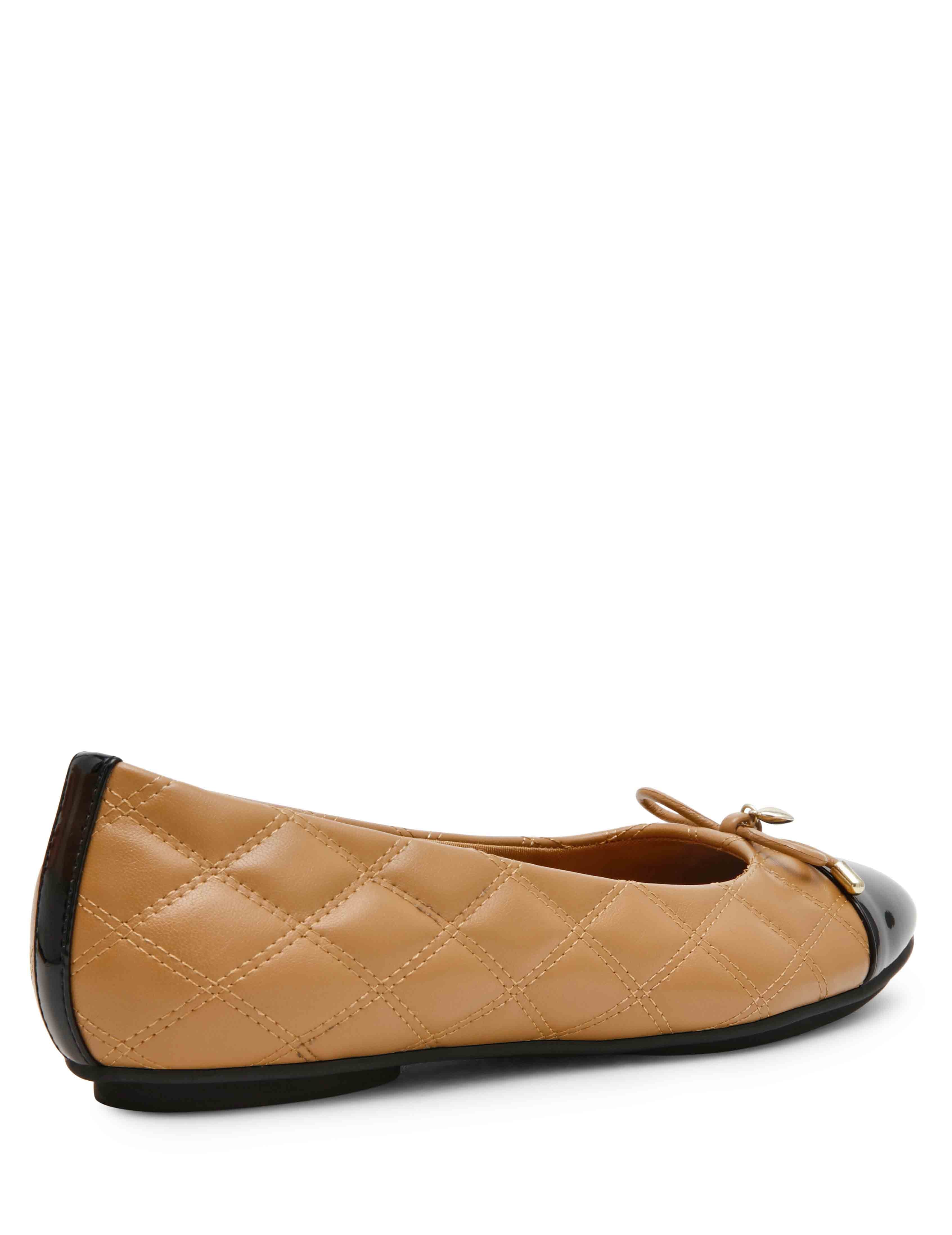 Luci Quilted Flat