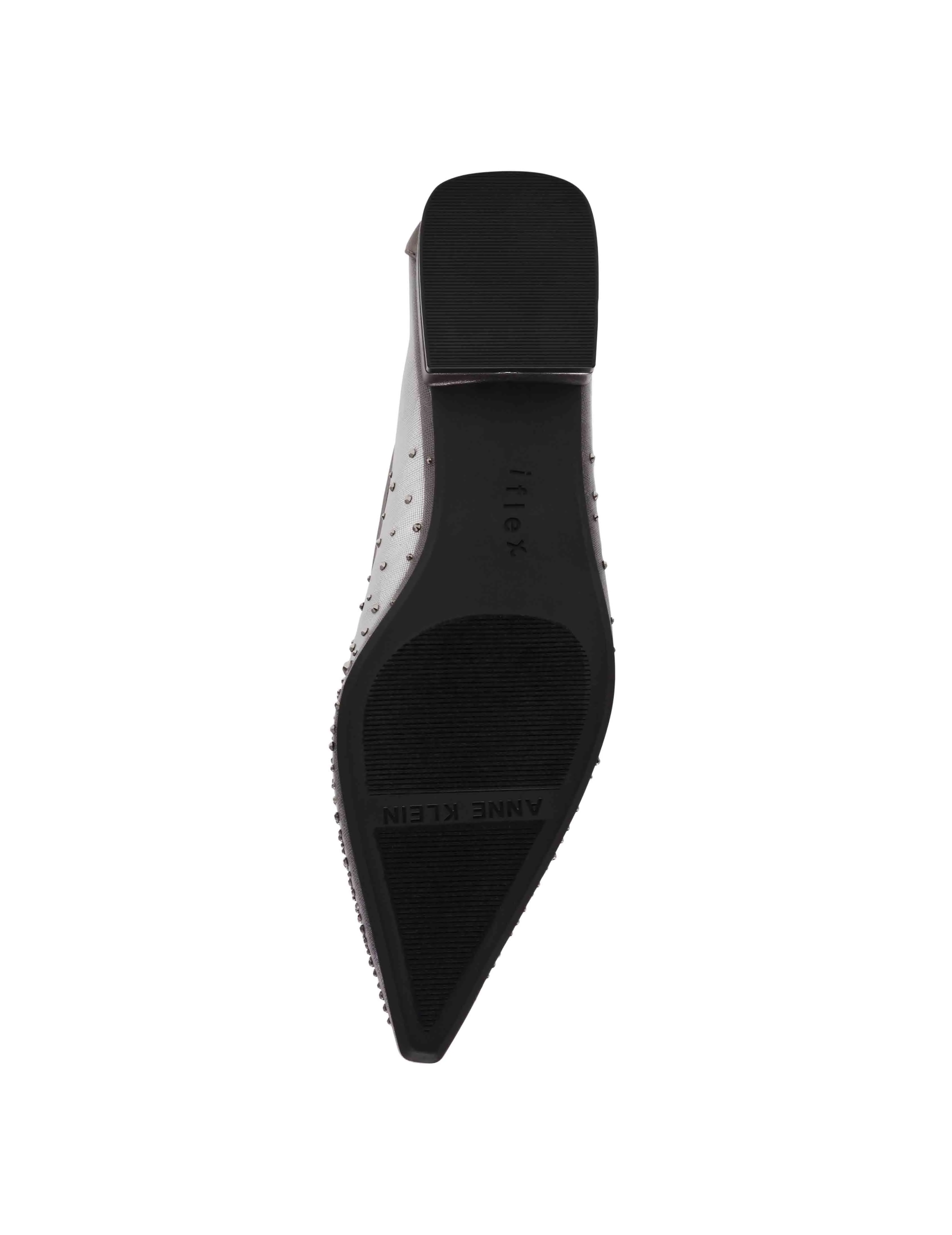 Carlisle Crystal Flat