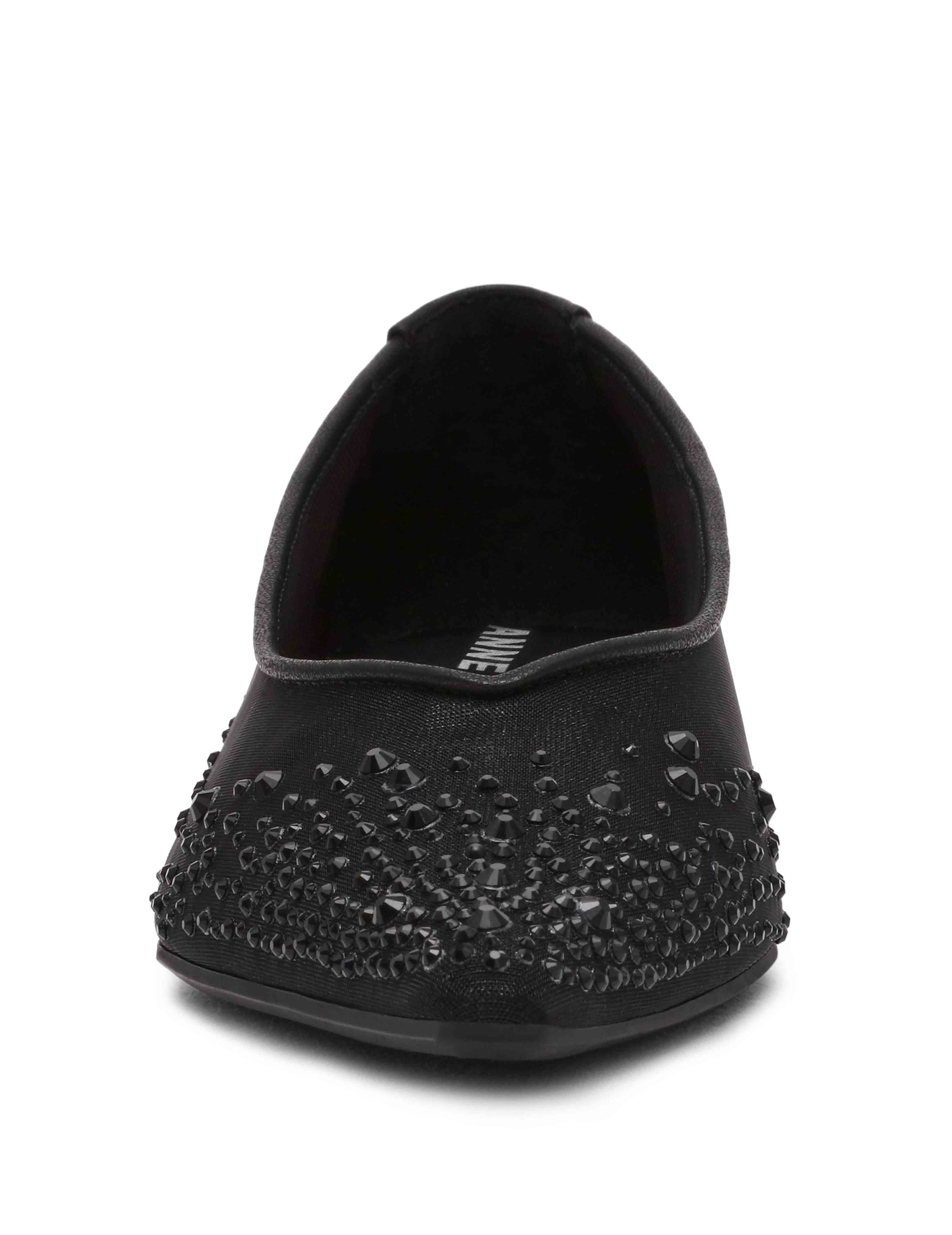 Carlisle Crystal Flat