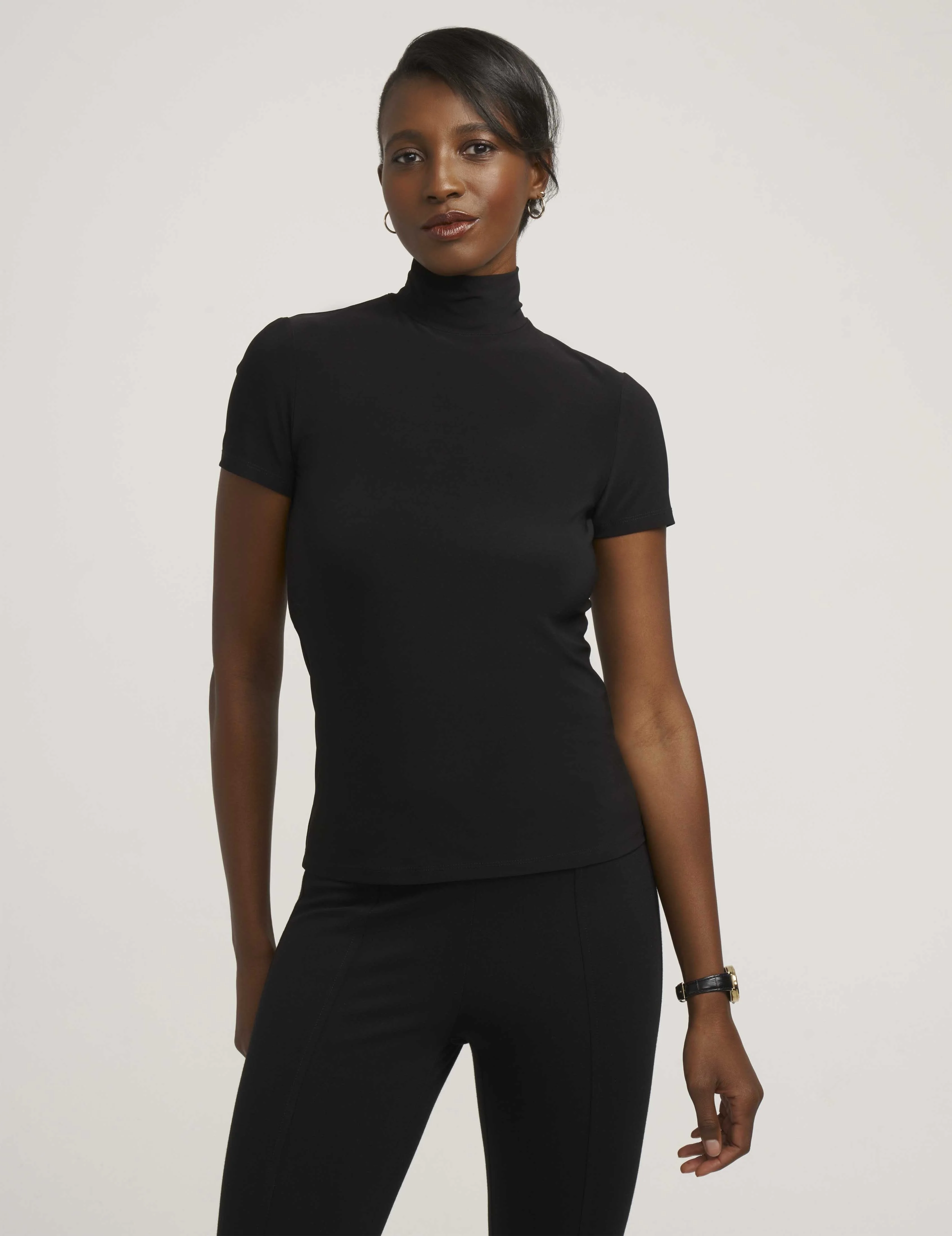 Short Sleeve Mock Neck Knit Top