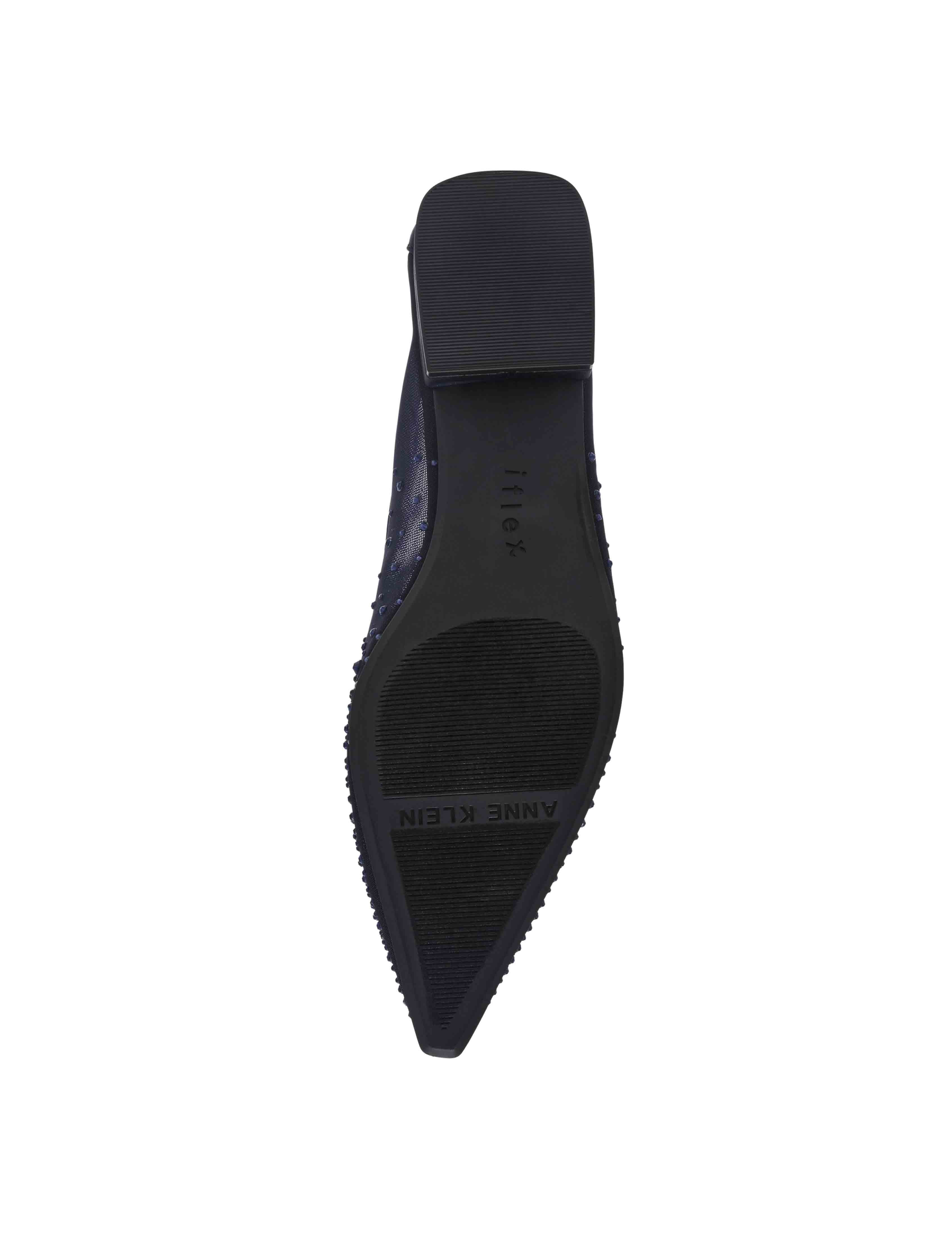 Carlisle Crystal Flat