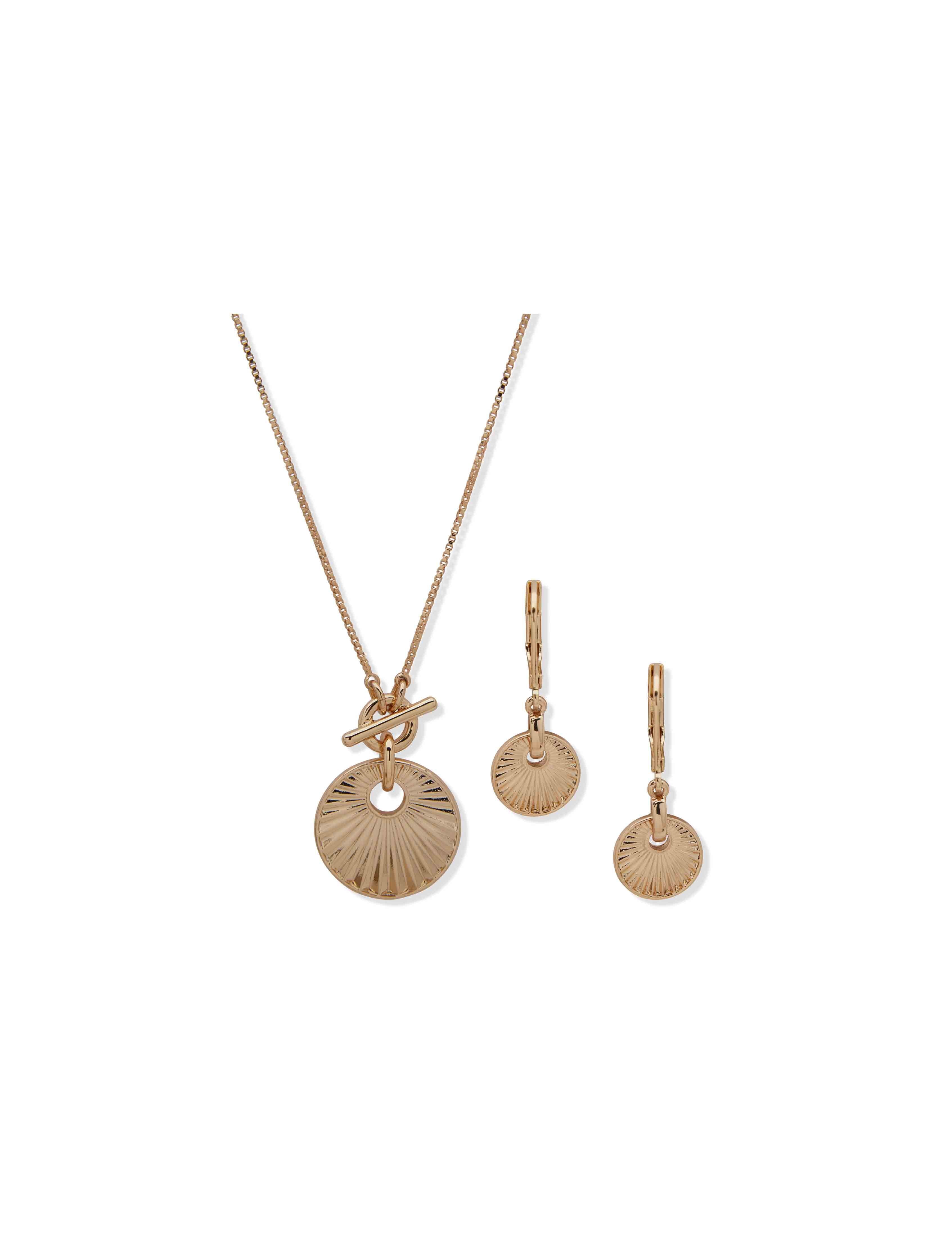 Scalloped Pendant Necklace and Earring Set